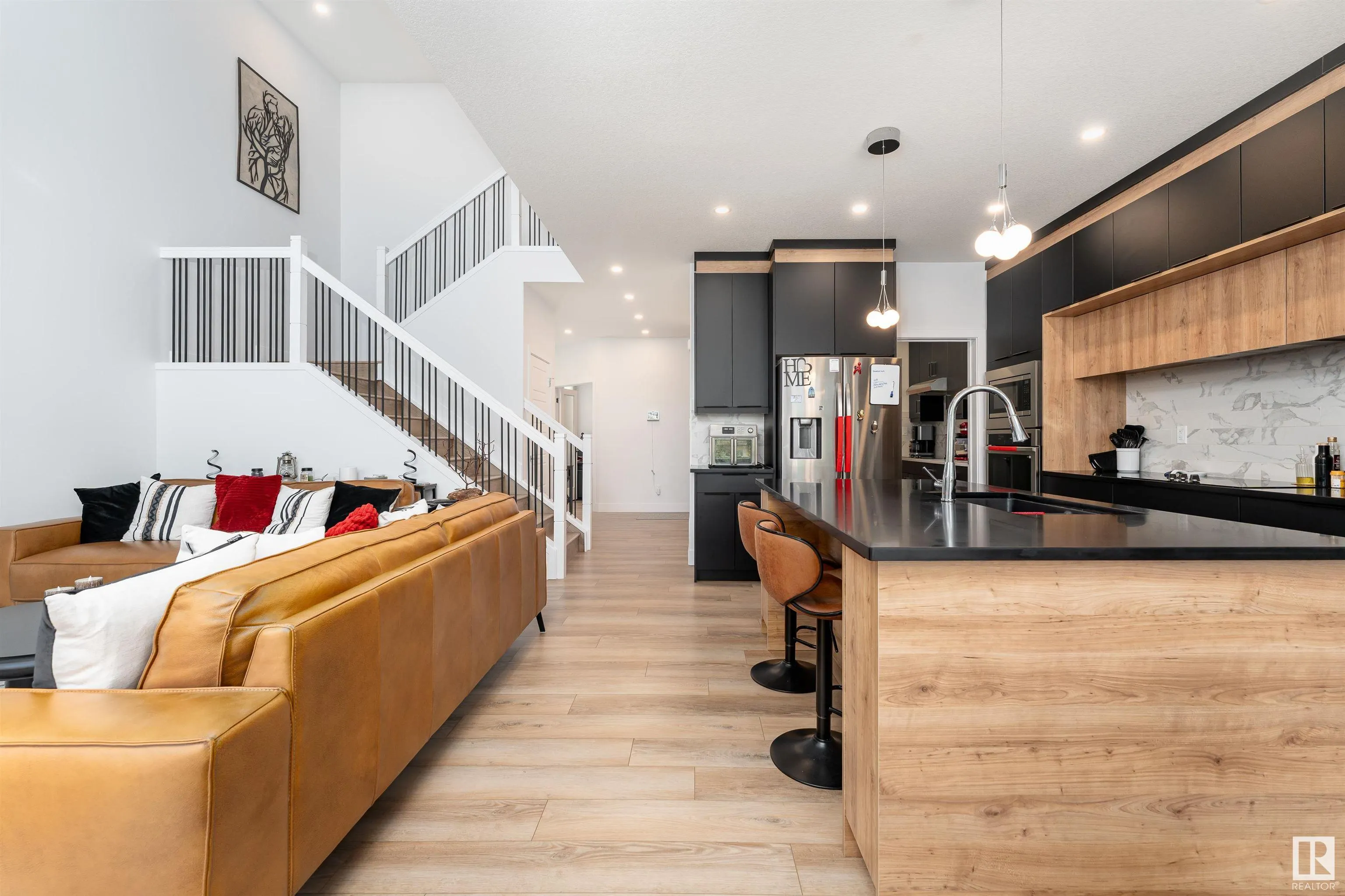 3235 PELERIN Crescent