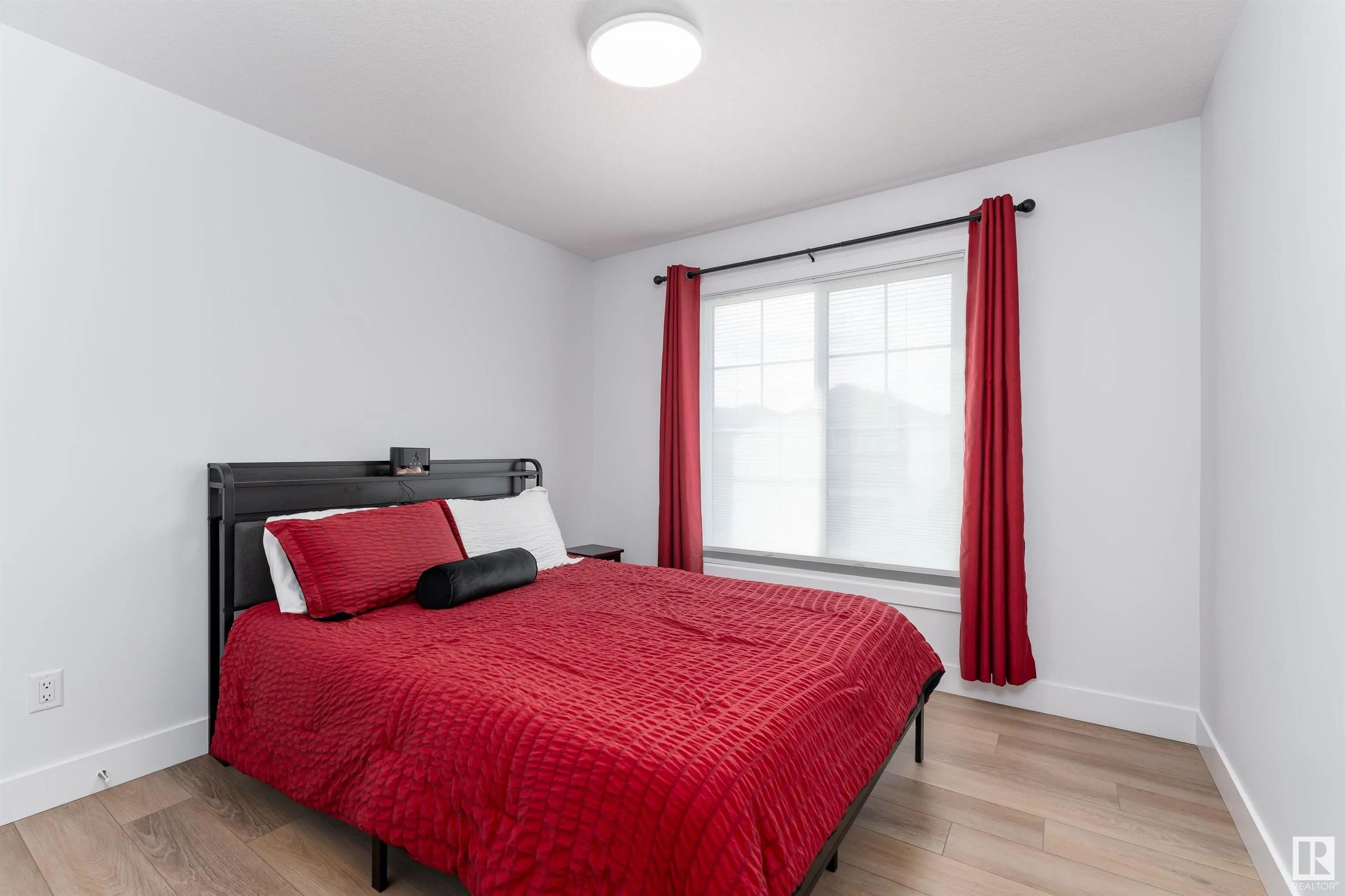 3235 PELERIN Crescent
