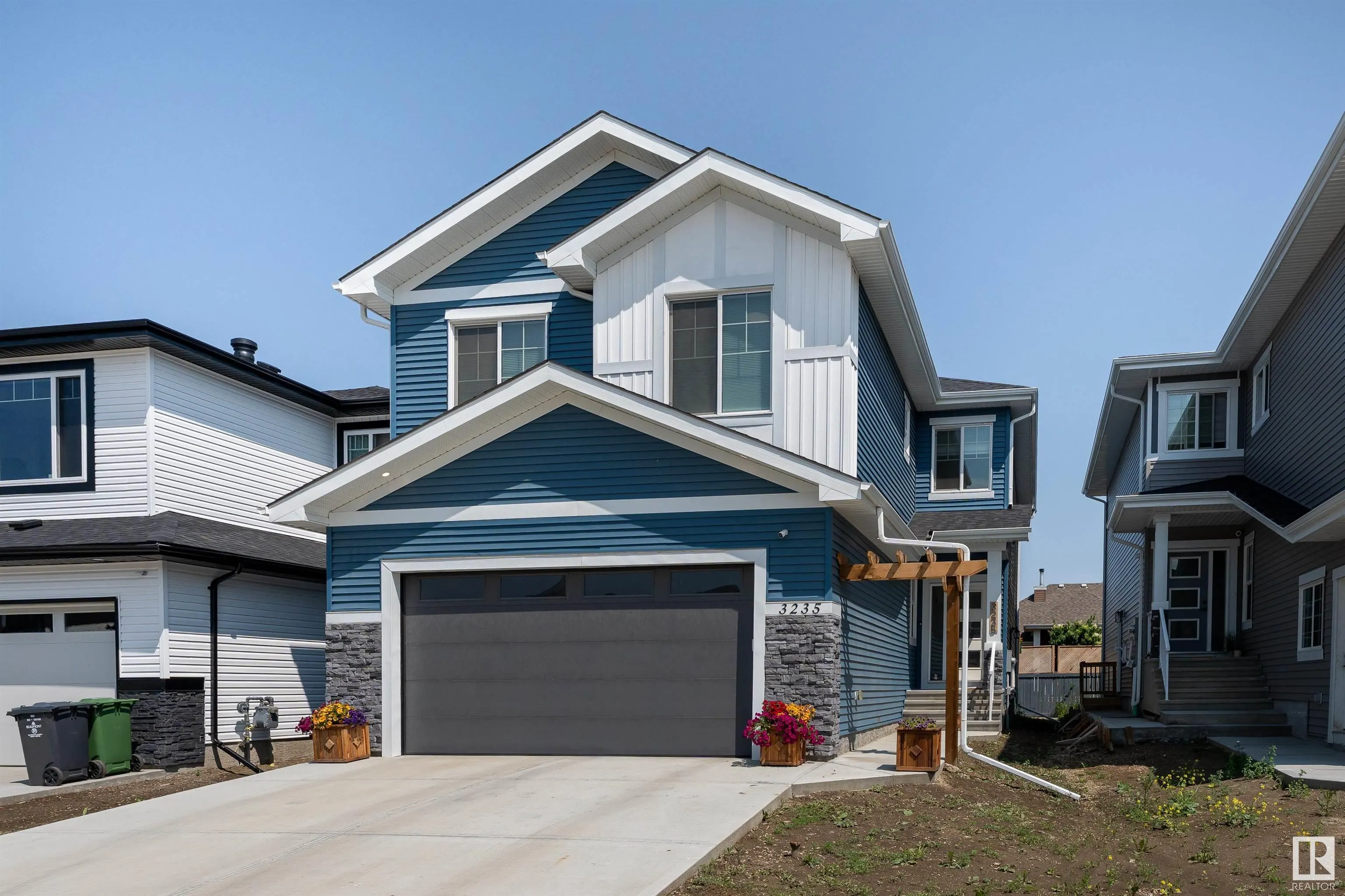 3235 PELERIN Crescent