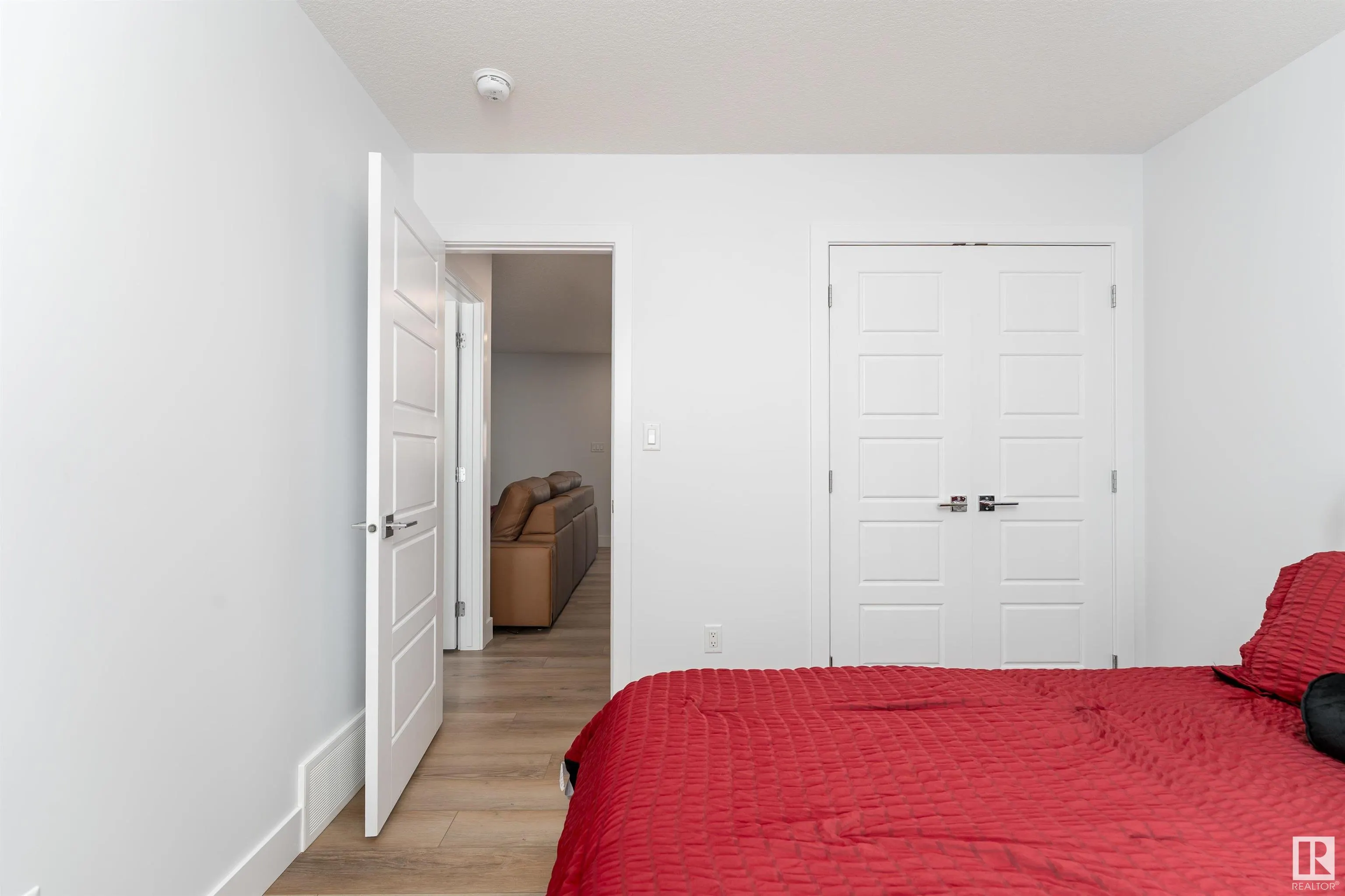 3235 PELERIN Crescent