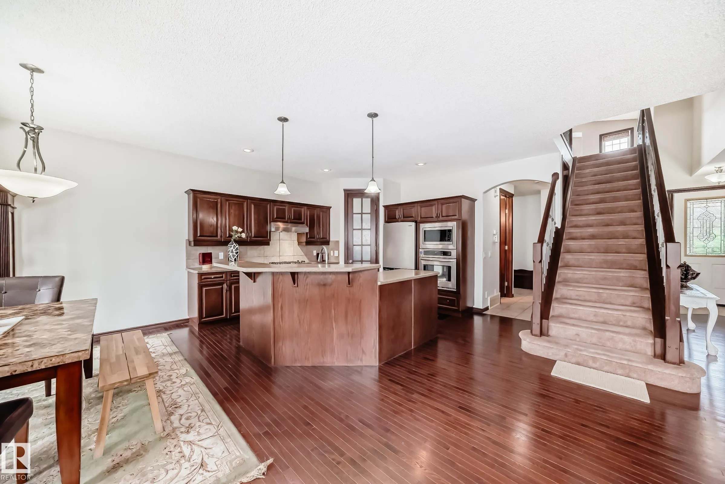 6406 SANDIN Crescent
