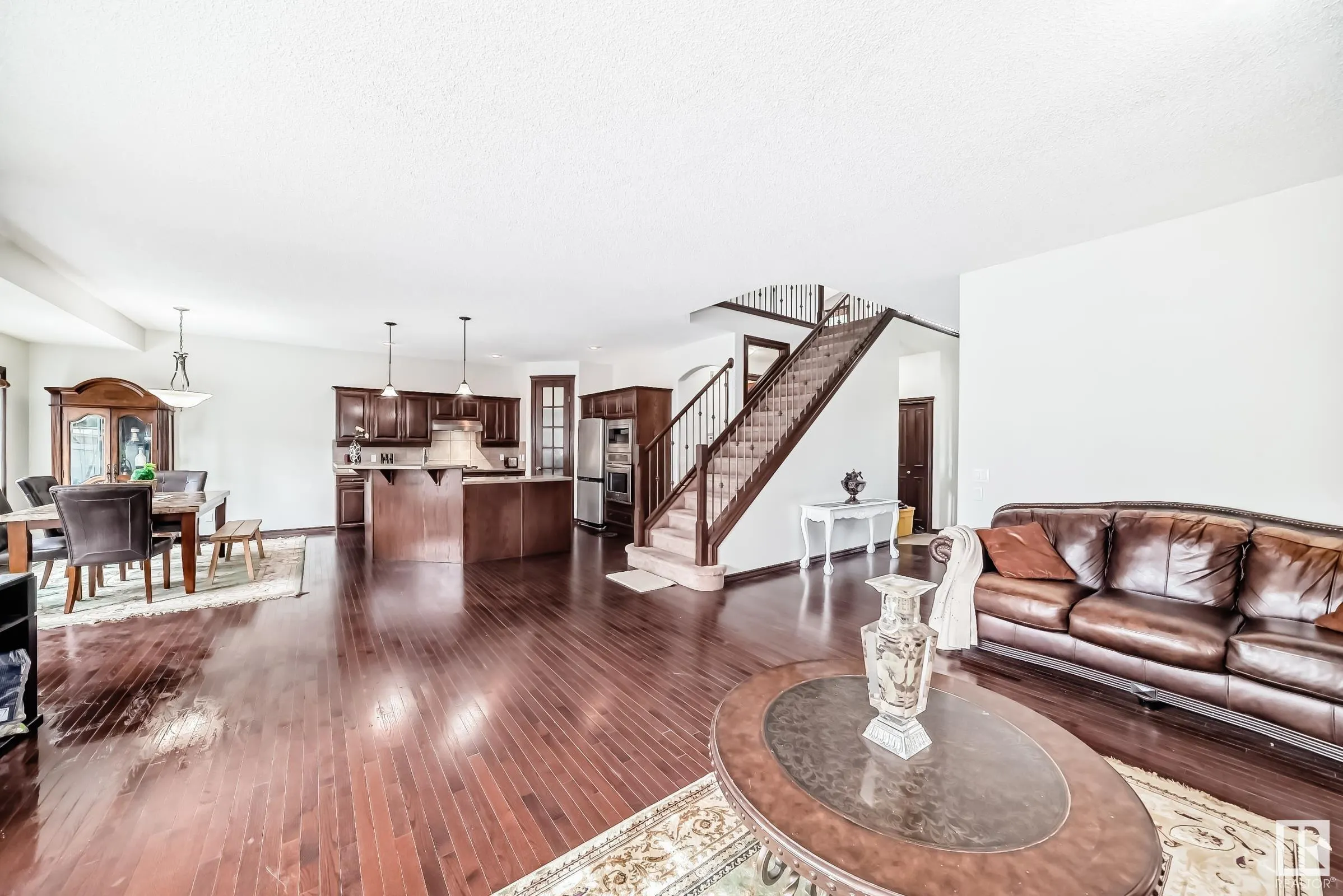 6406 SANDIN Crescent