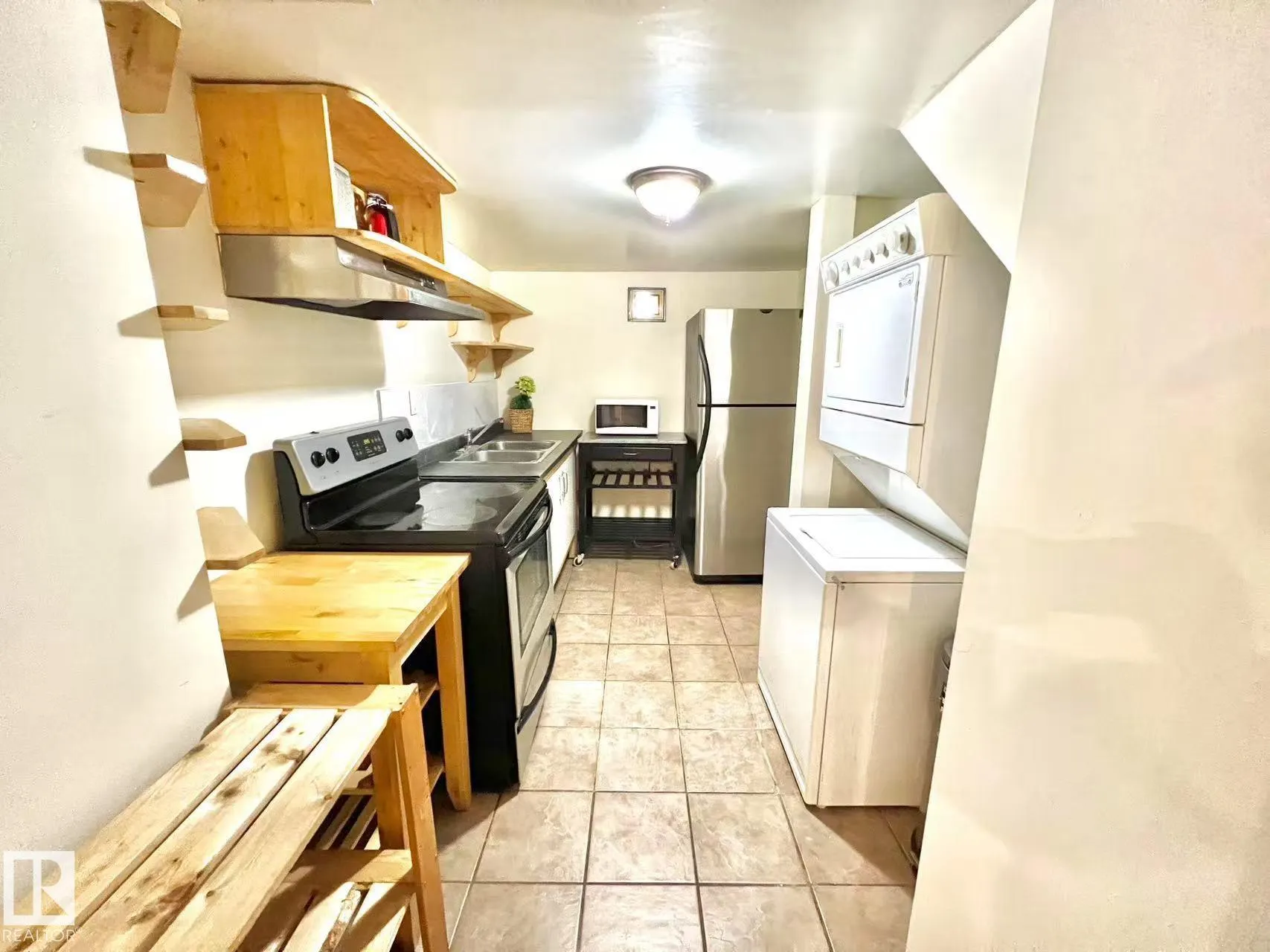 6406 SANDIN Crescent