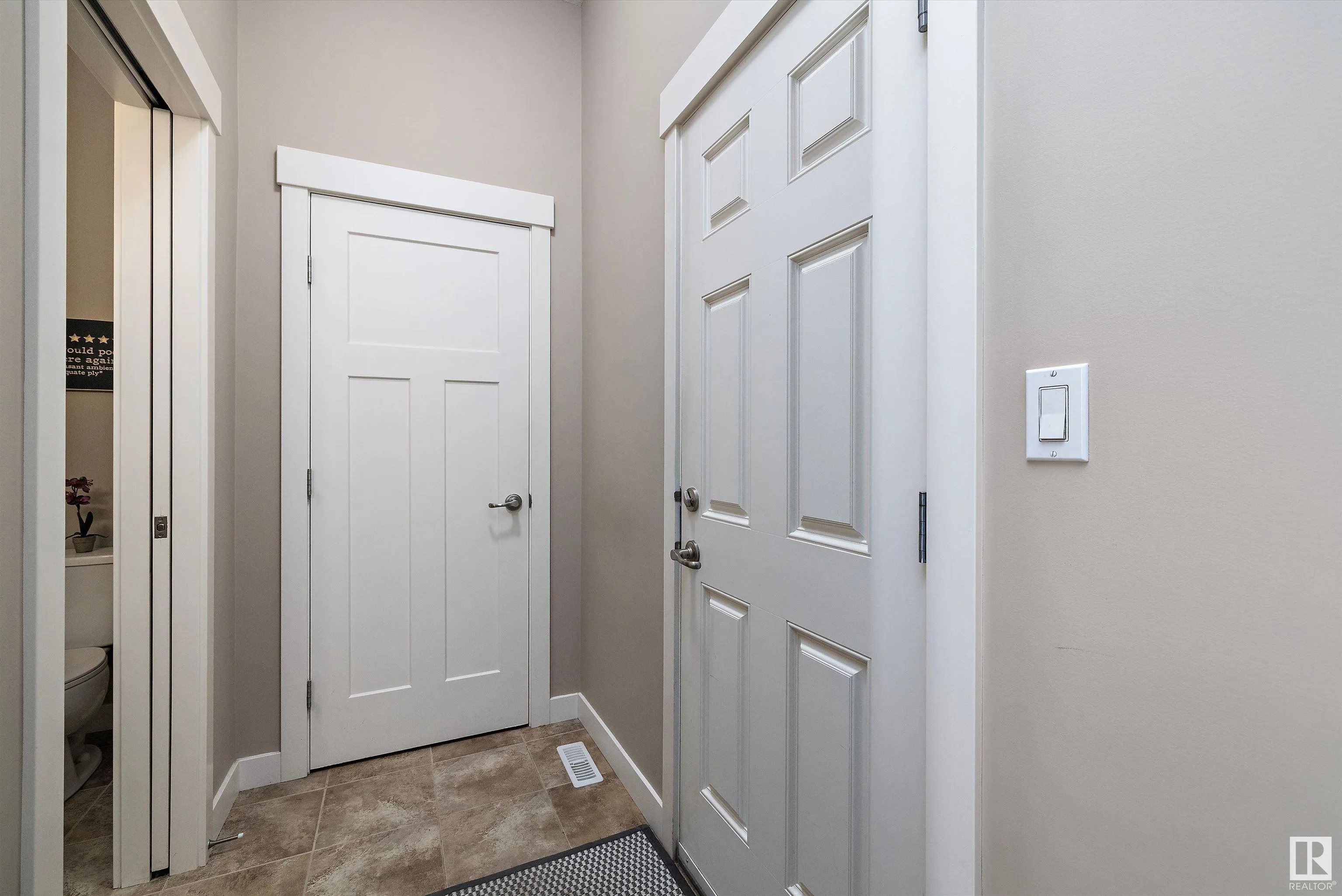 145 REED Place