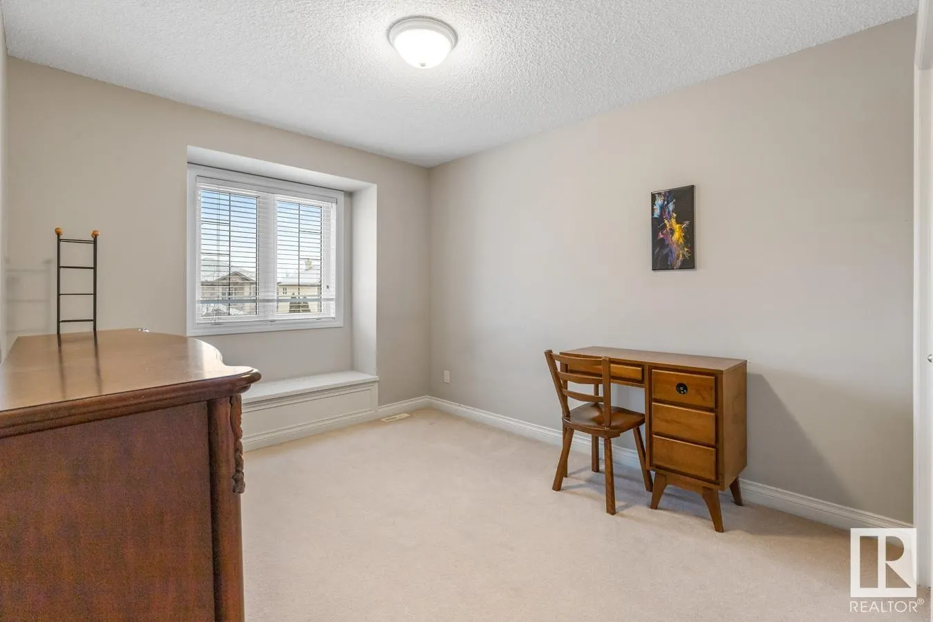 255 TORY Crescent