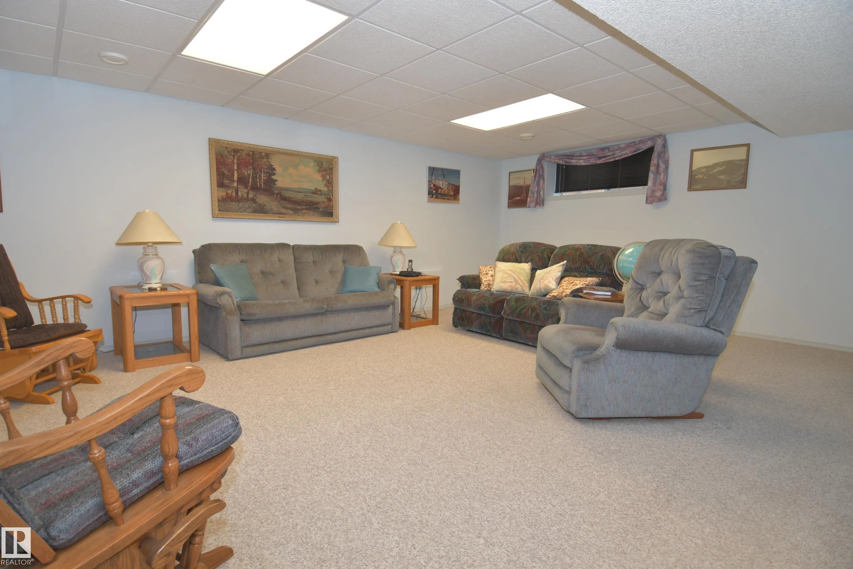 117 LAKESIDE Place
