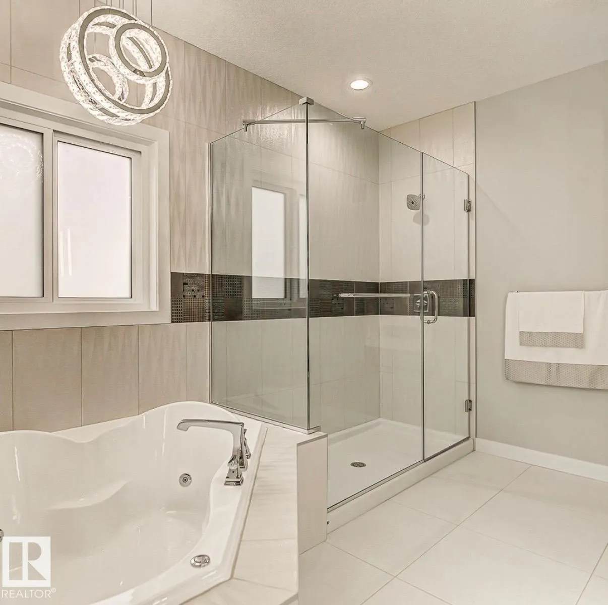 19 Westwyck LI
