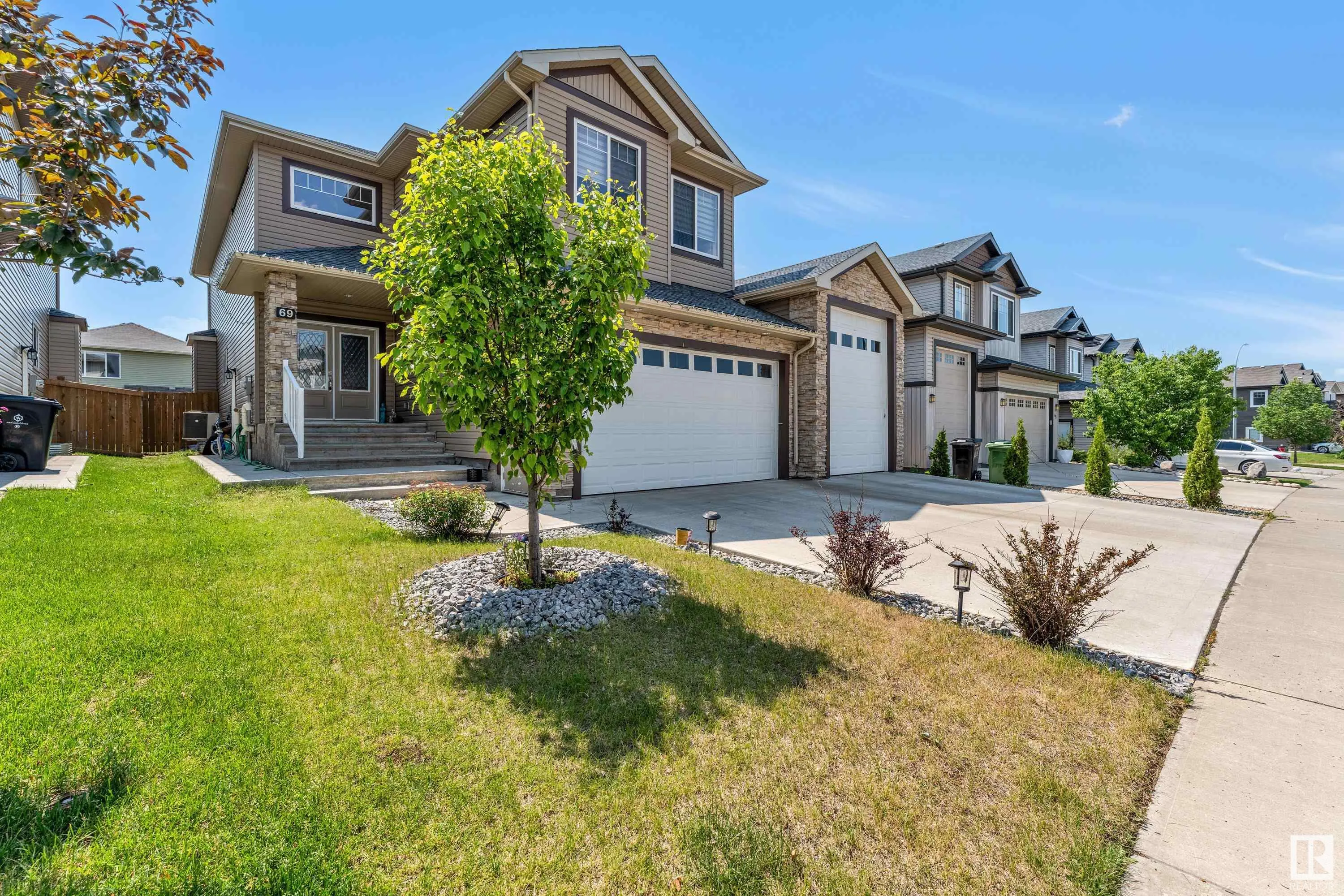 69 CARAGANA Way