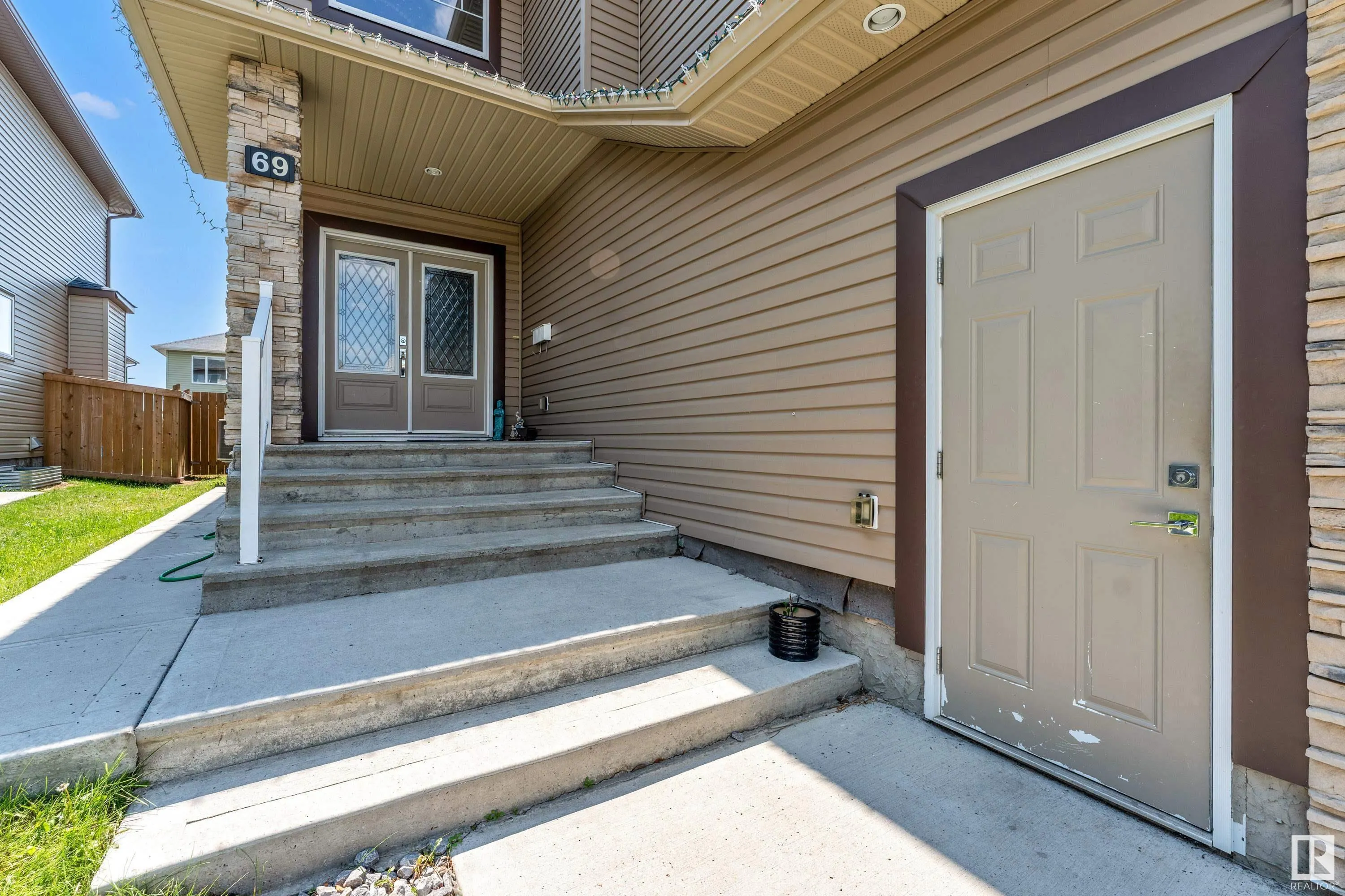 69 CARAGANA Way