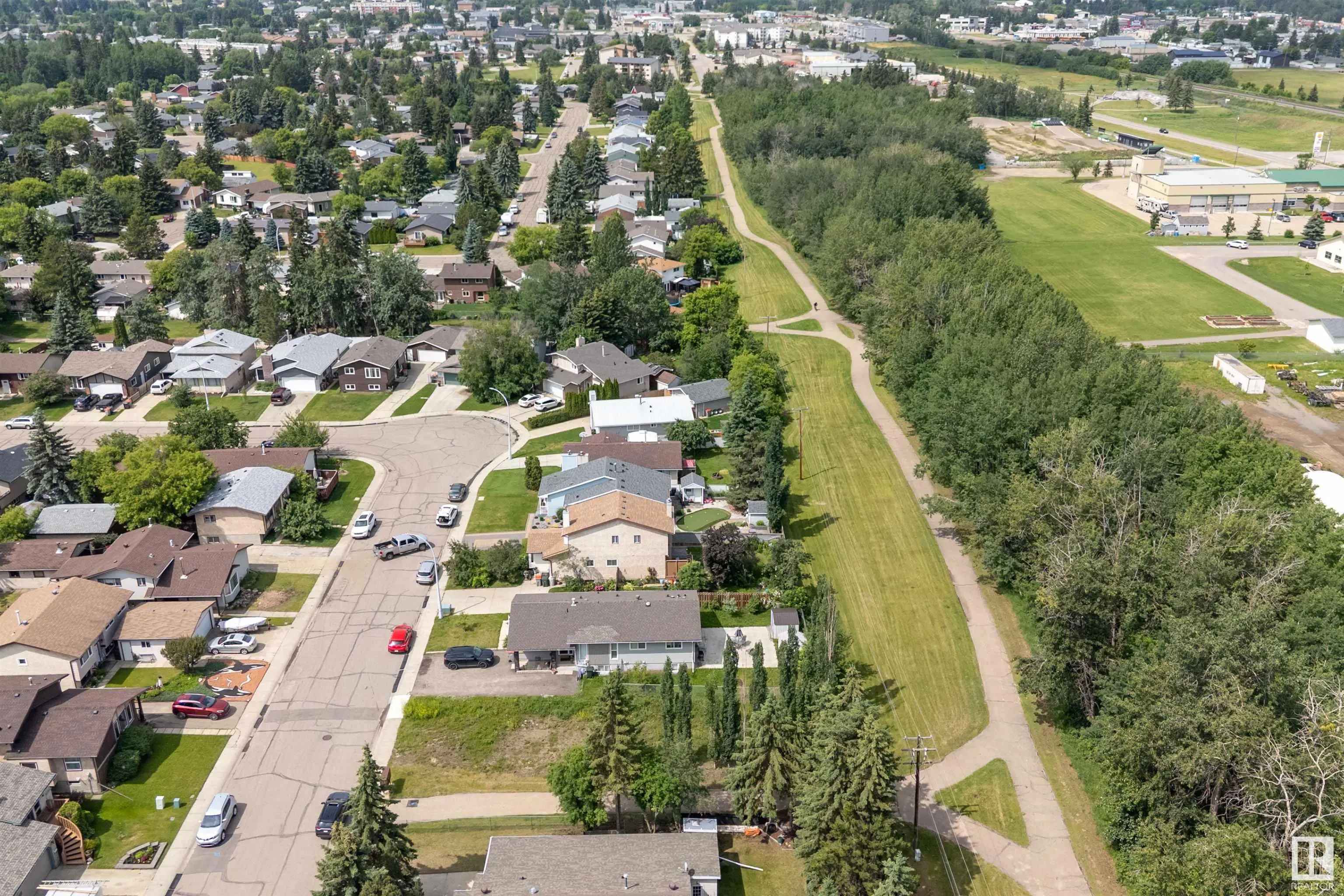 45B MCNABB Crescent