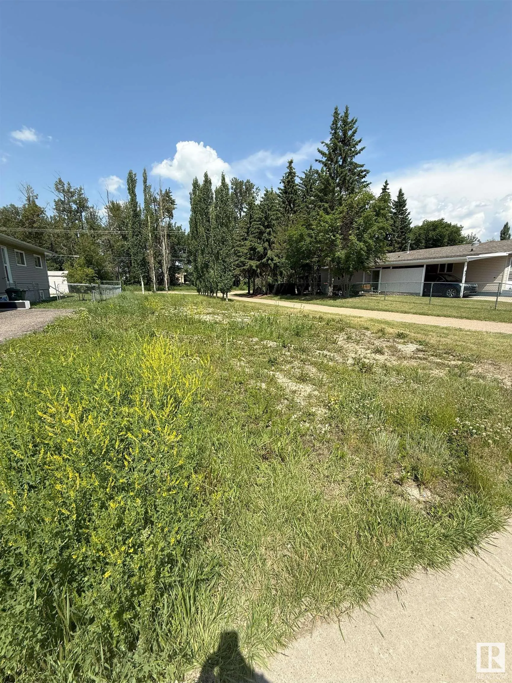 45B MCNABB Crescent