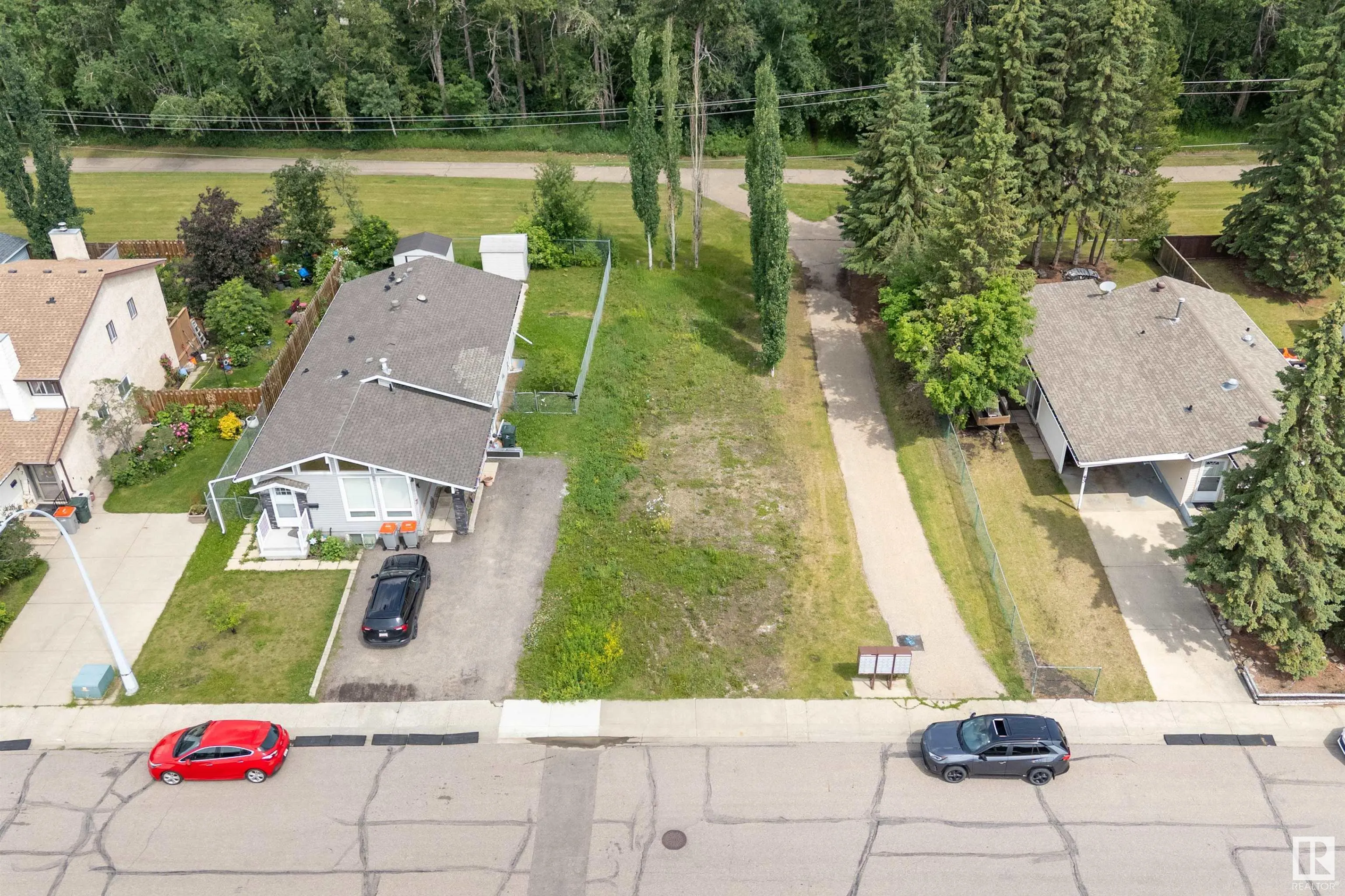 45B MCNABB Crescent