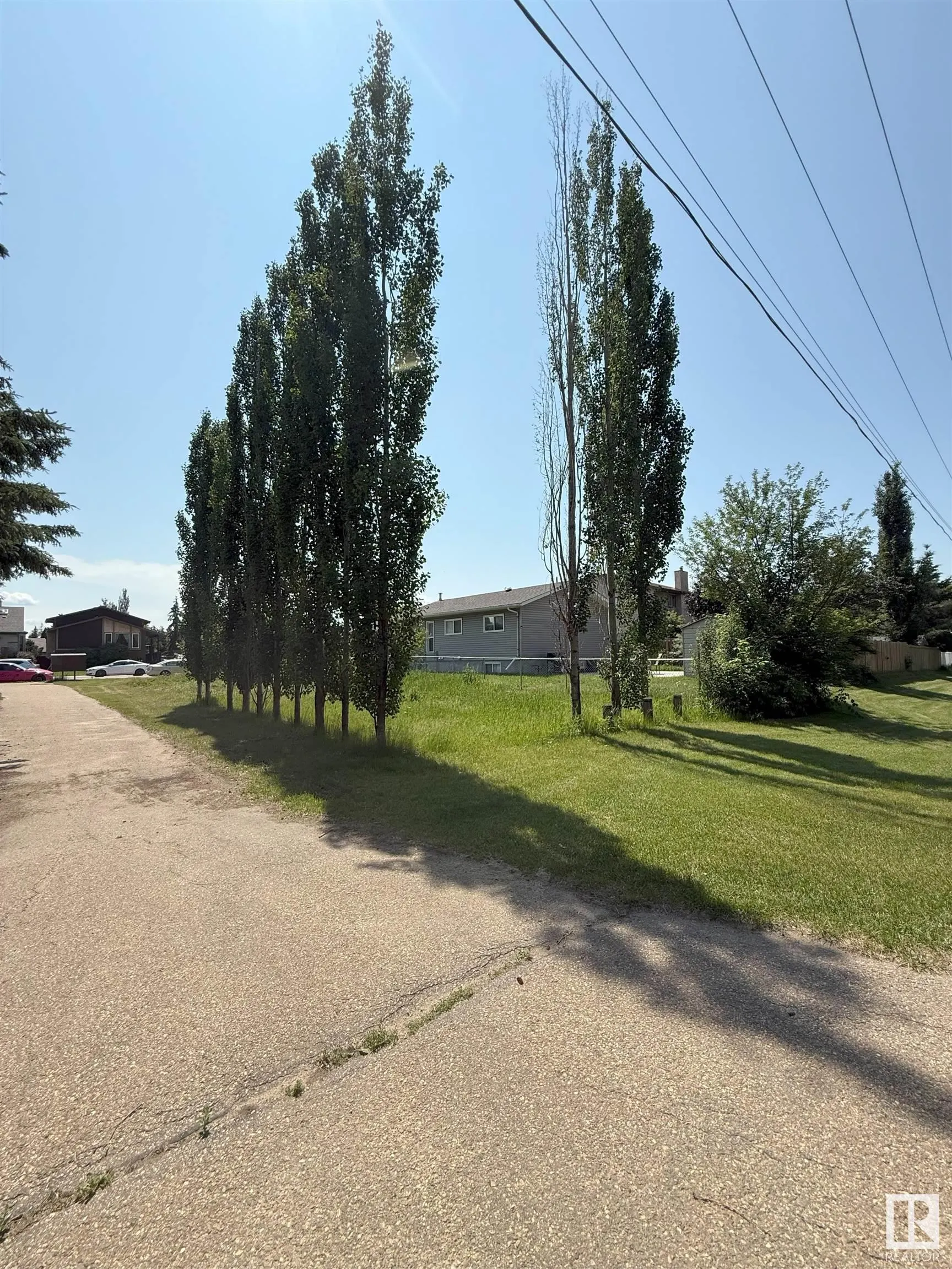 45B MCNABB Crescent