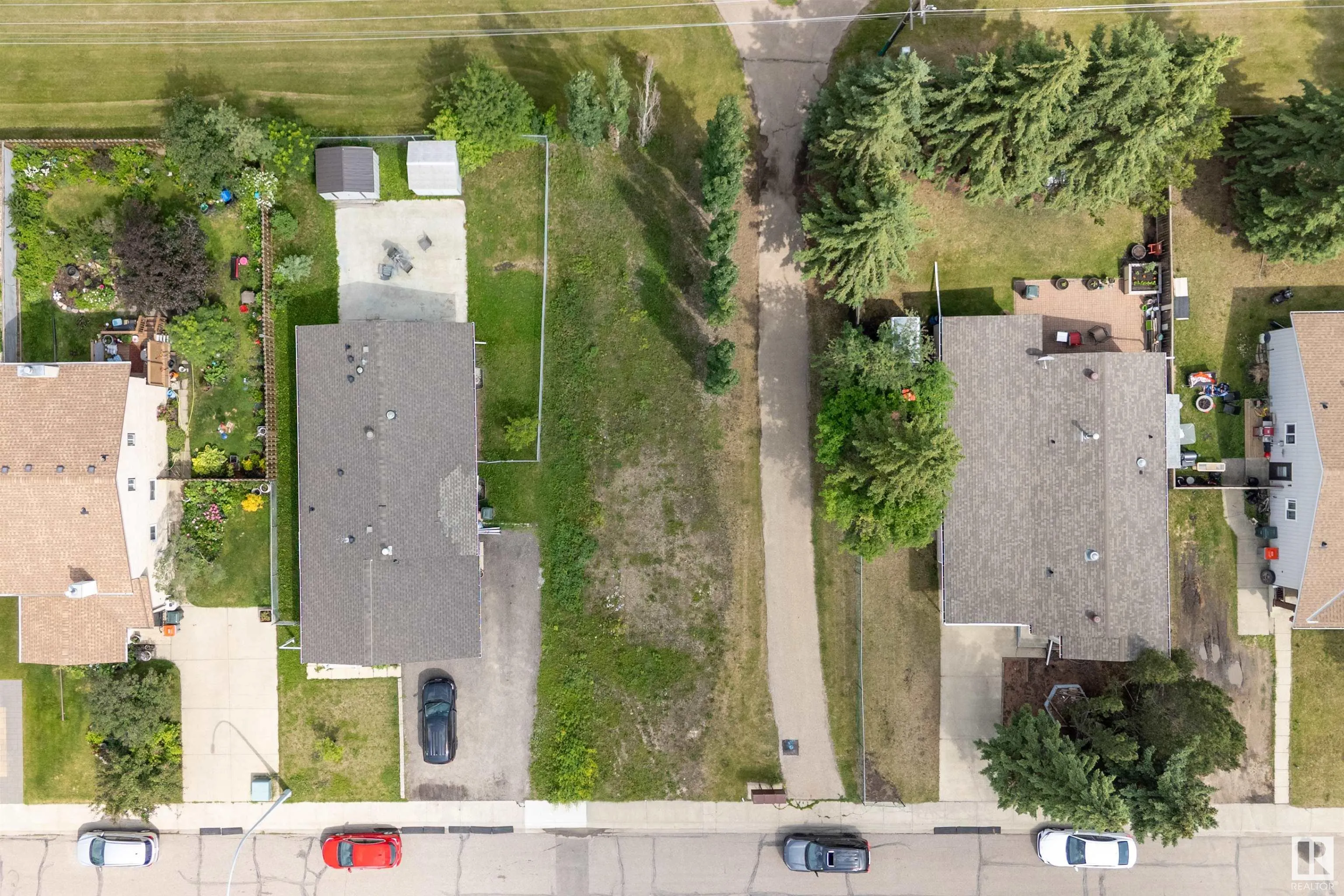 45B MCNABB Crescent