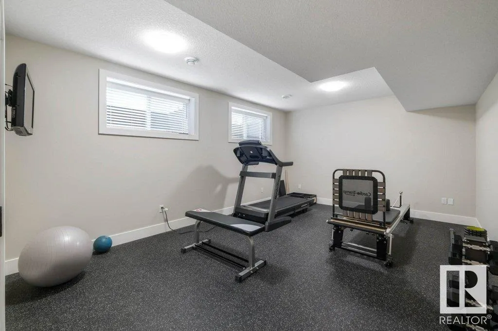 25122 STURGEON Road