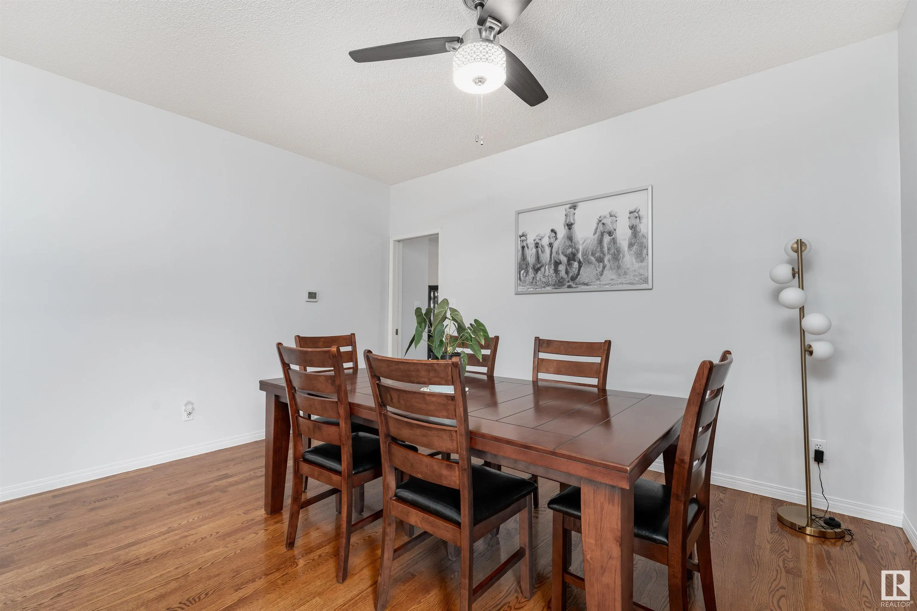 10 STONESHIRE Manor