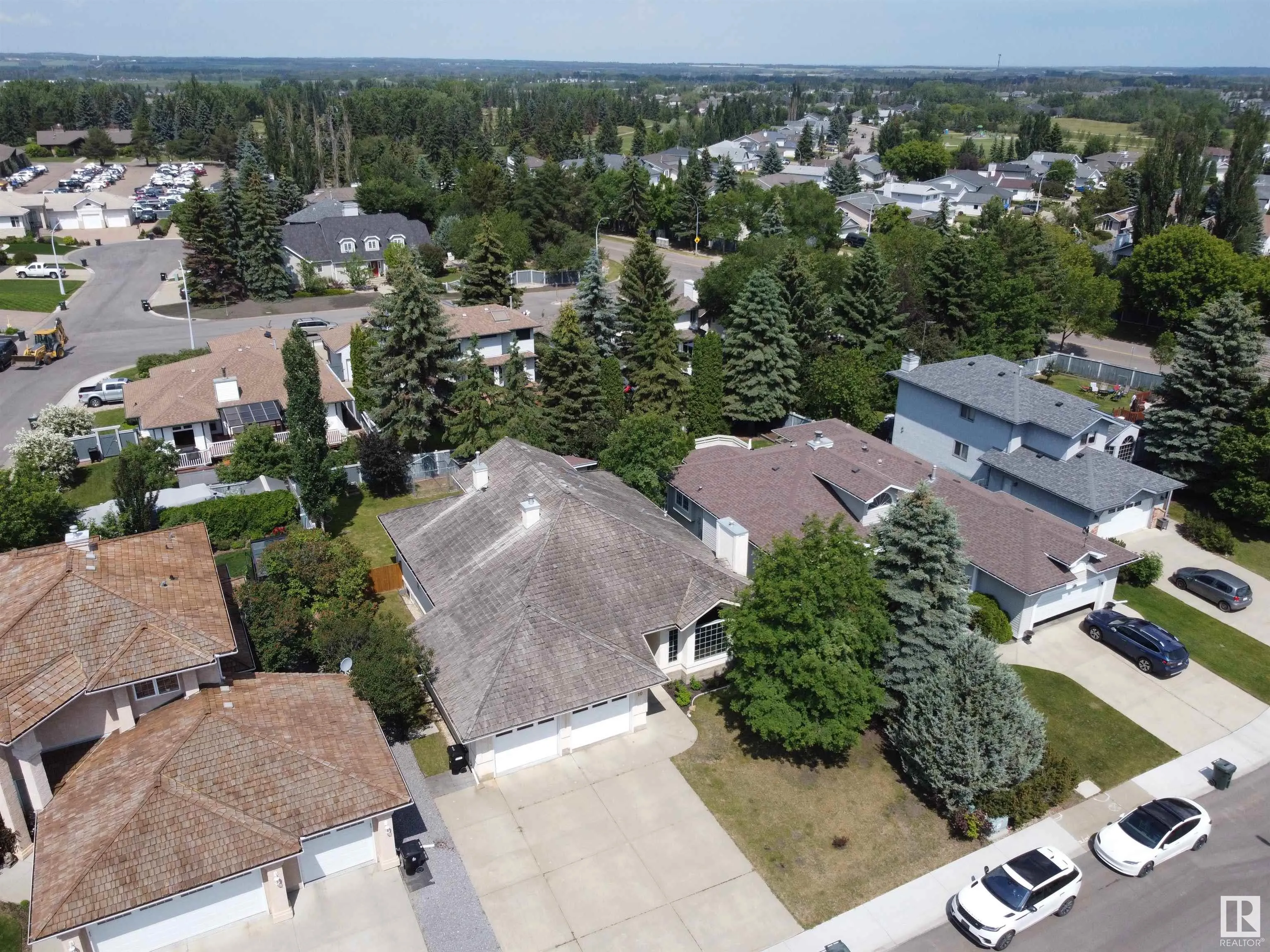 10 STONESHIRE Manor