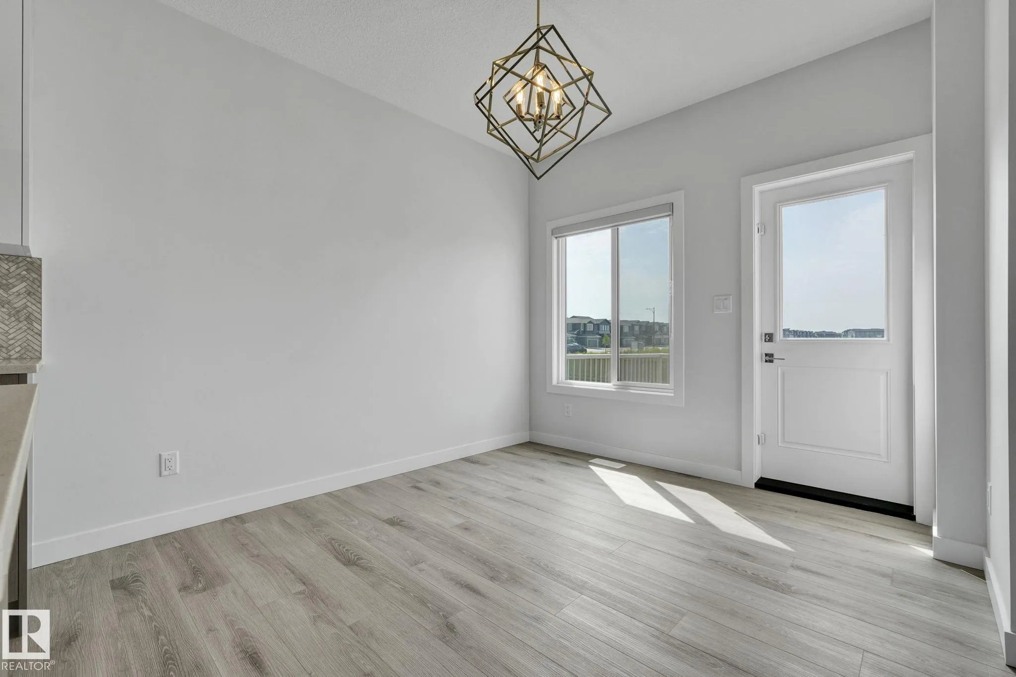 107 EDGEFIELD Way