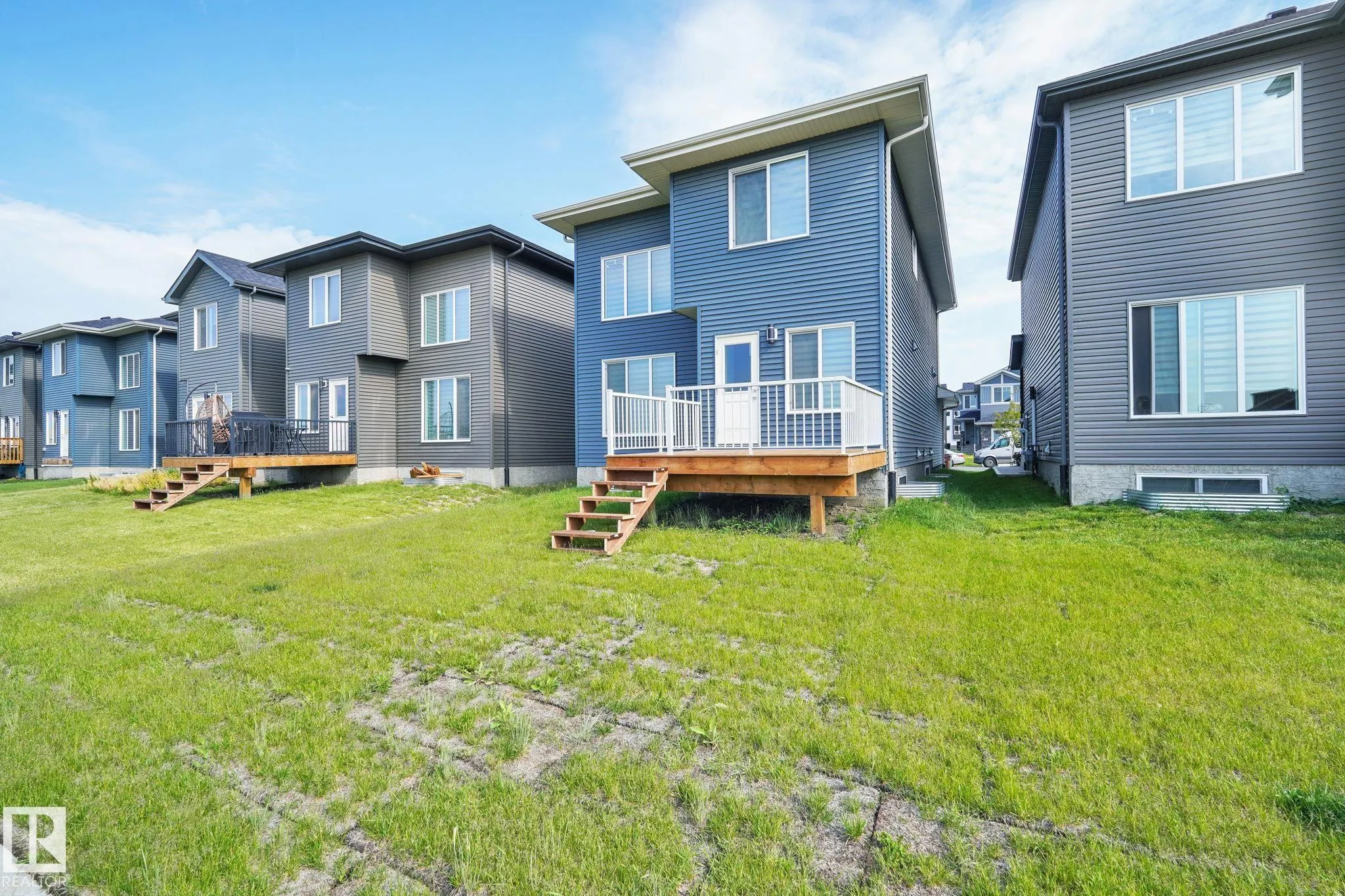107 EDGEFIELD Way