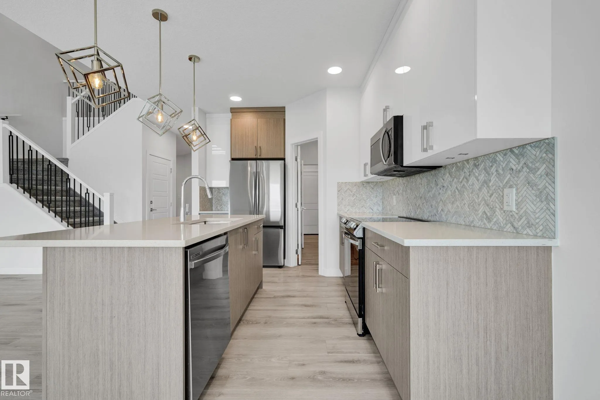 107 EDGEFIELD Way