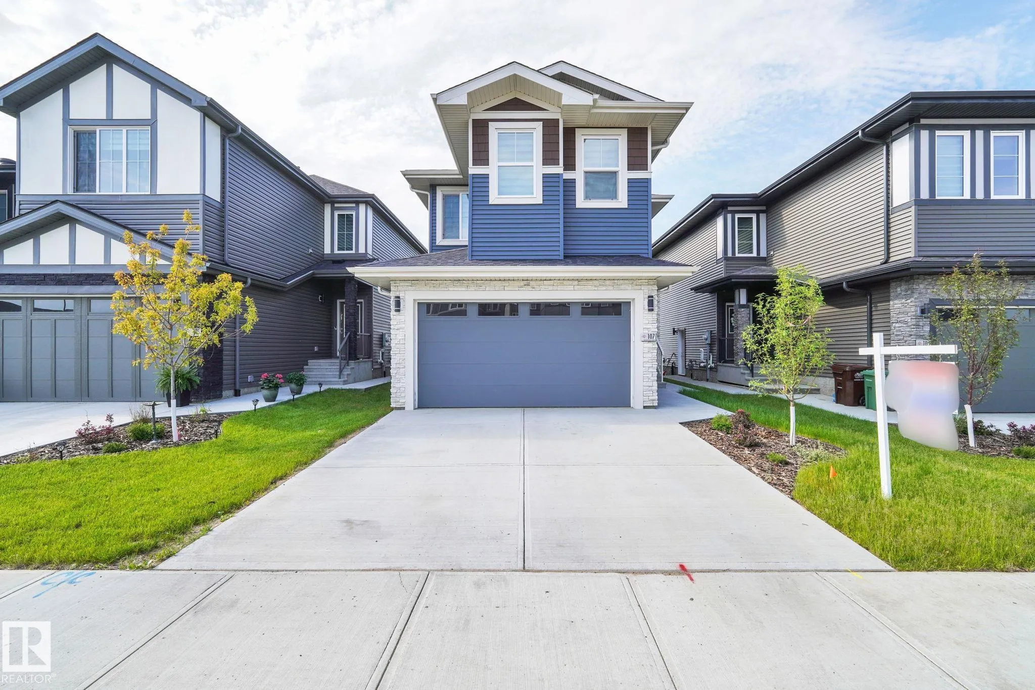 107 EDGEFIELD Way