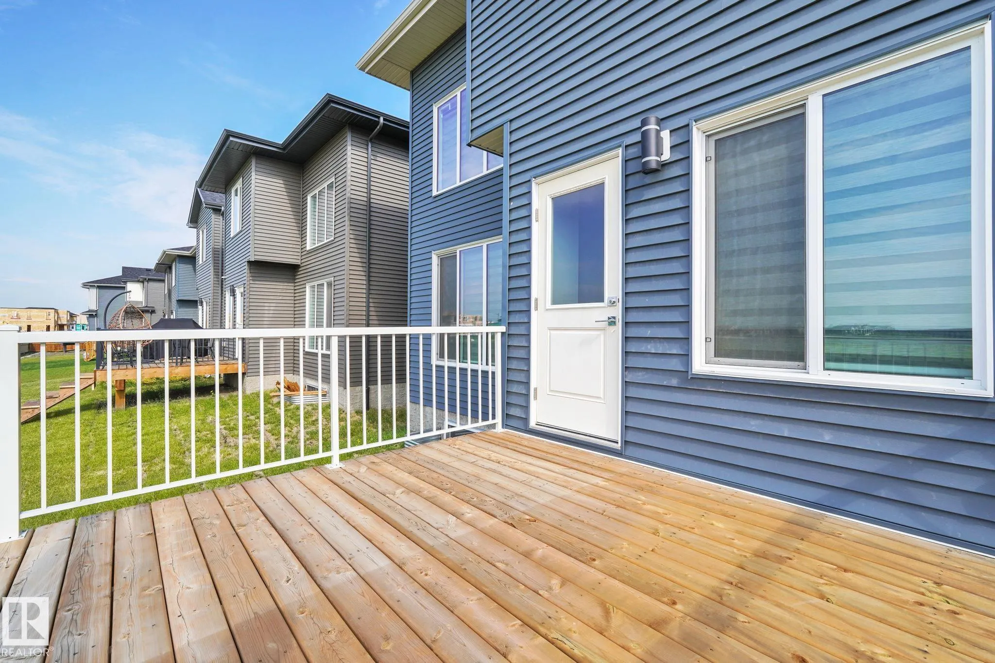 107 EDGEFIELD Way