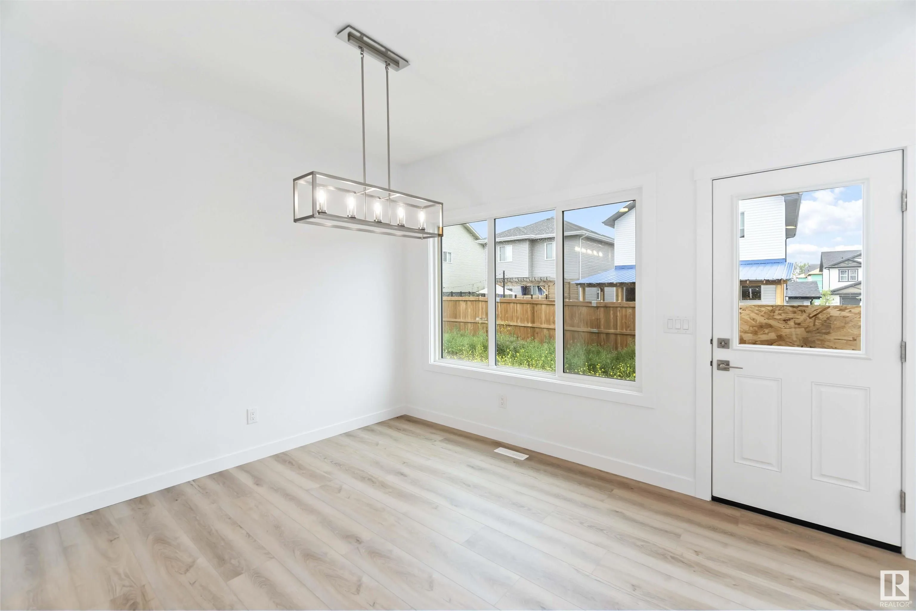42 SERENO Lane