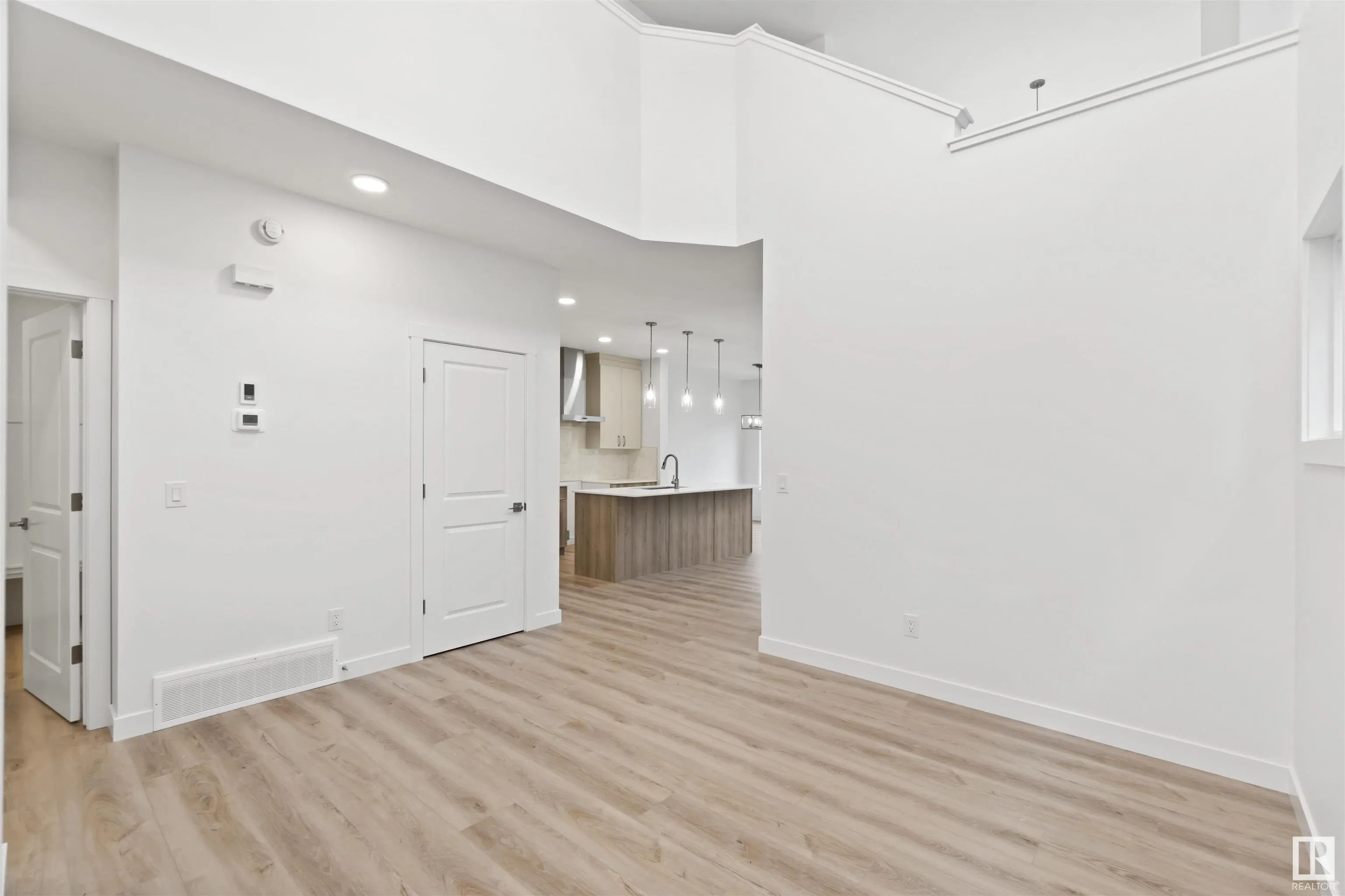 42 SERENO Lane