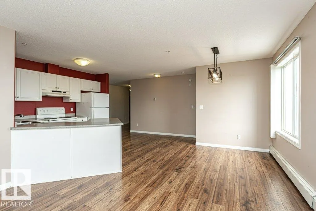 9930 100 Avenue