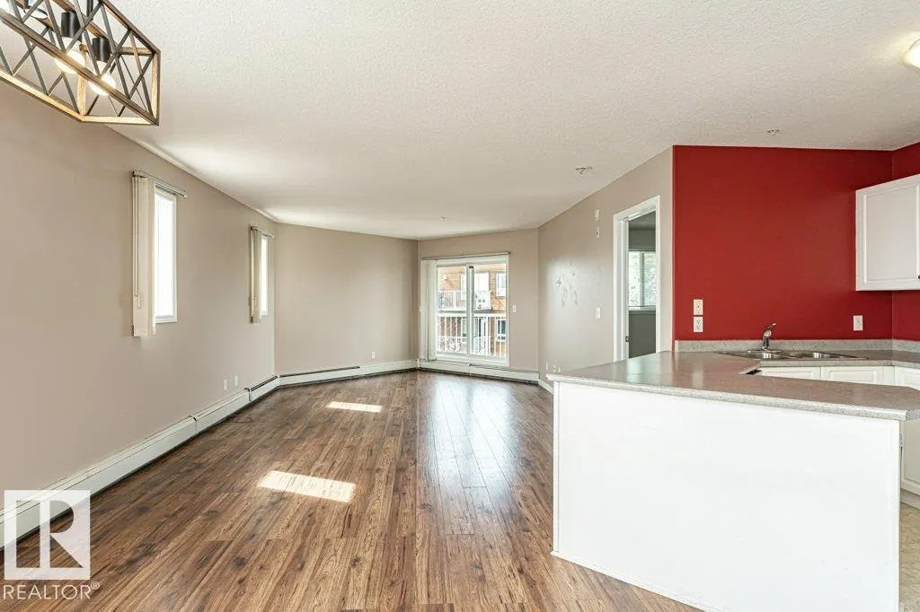 9930 100 Avenue