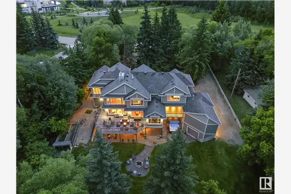 112 WINDERMERE Drive