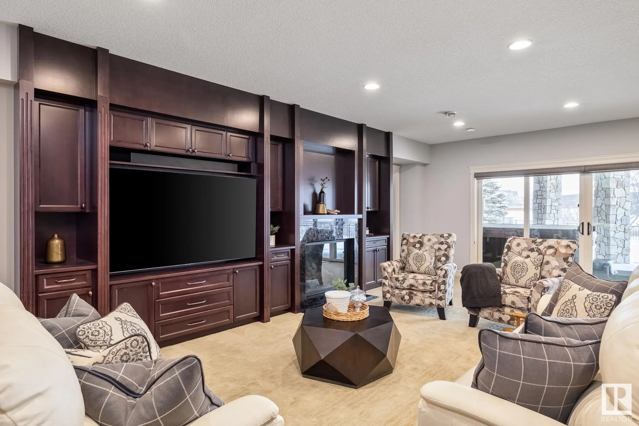 2790 WHEATON Drive