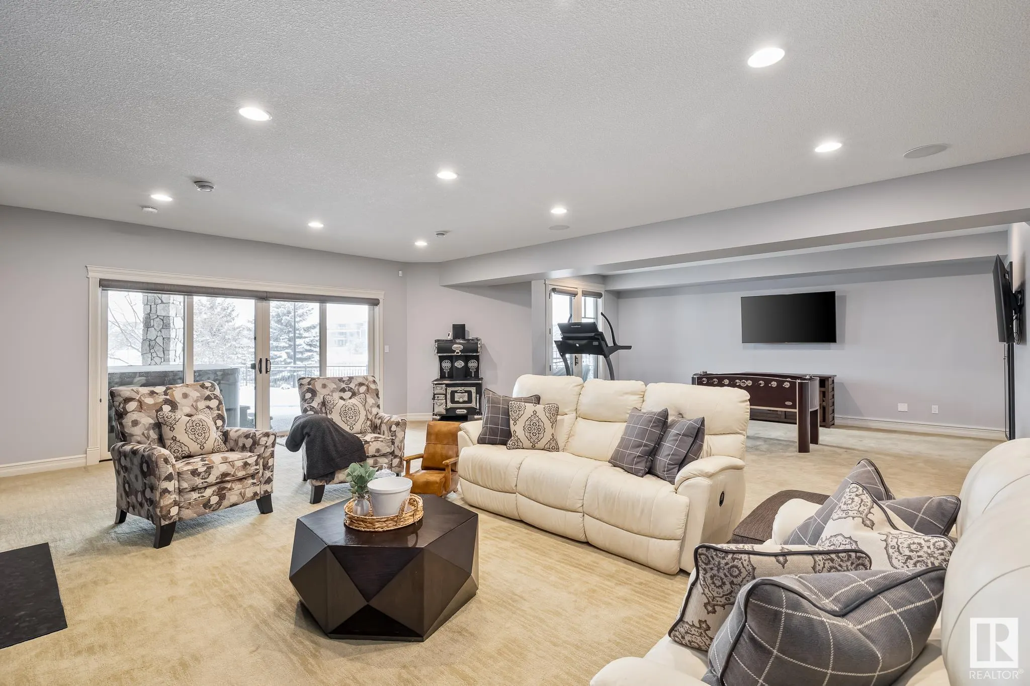 2790 WHEATON Drive
