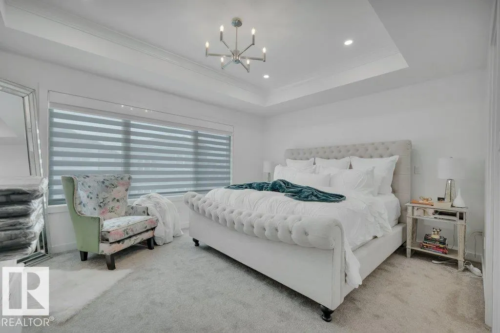 5802 SOLEIL Boulevard