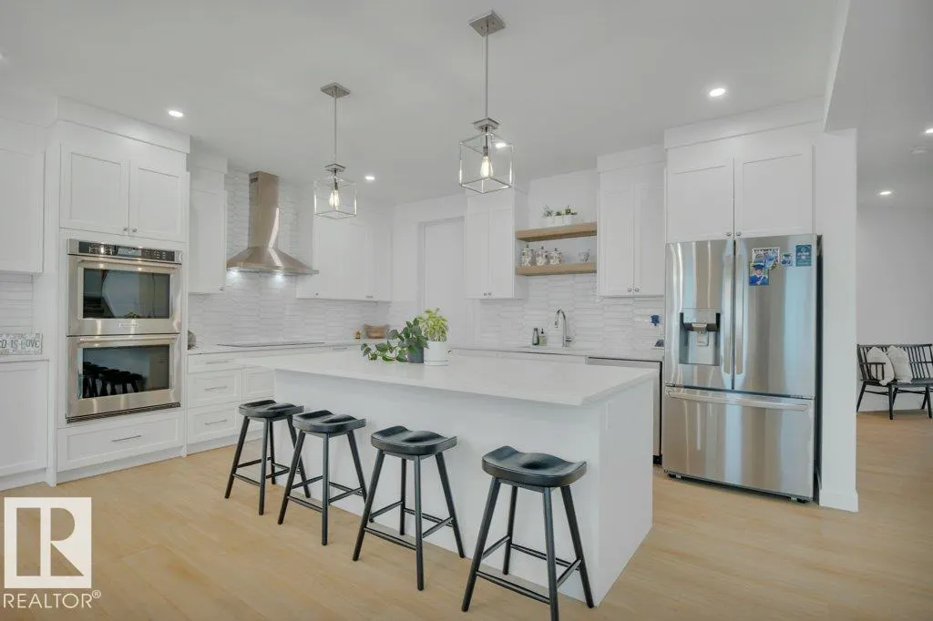 5802 SOLEIL Boulevard