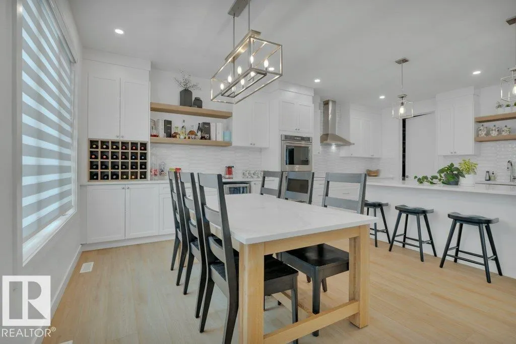 5802 SOLEIL Boulevard