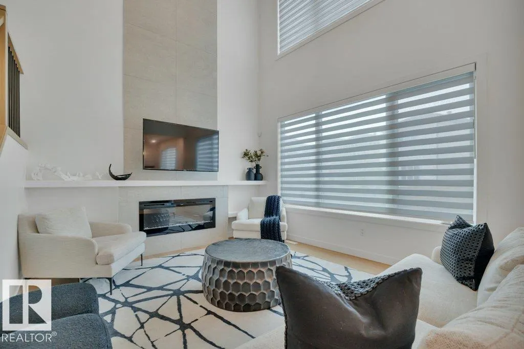 5802 SOLEIL Boulevard