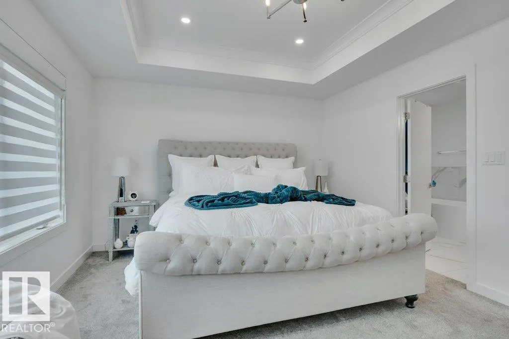 5802 SOLEIL Boulevard