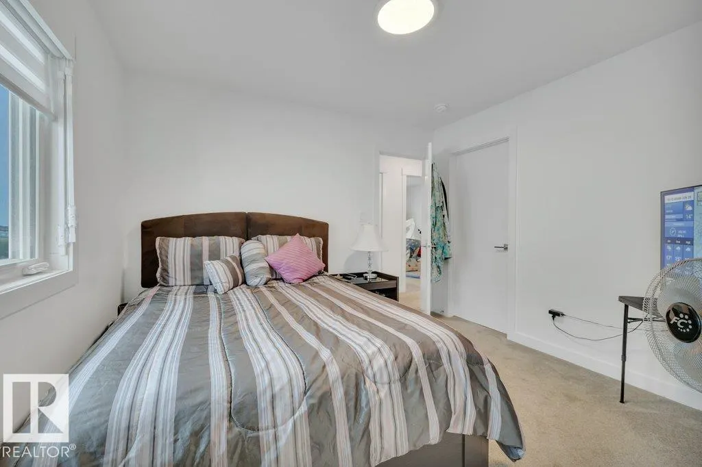 5802 SOLEIL Boulevard
