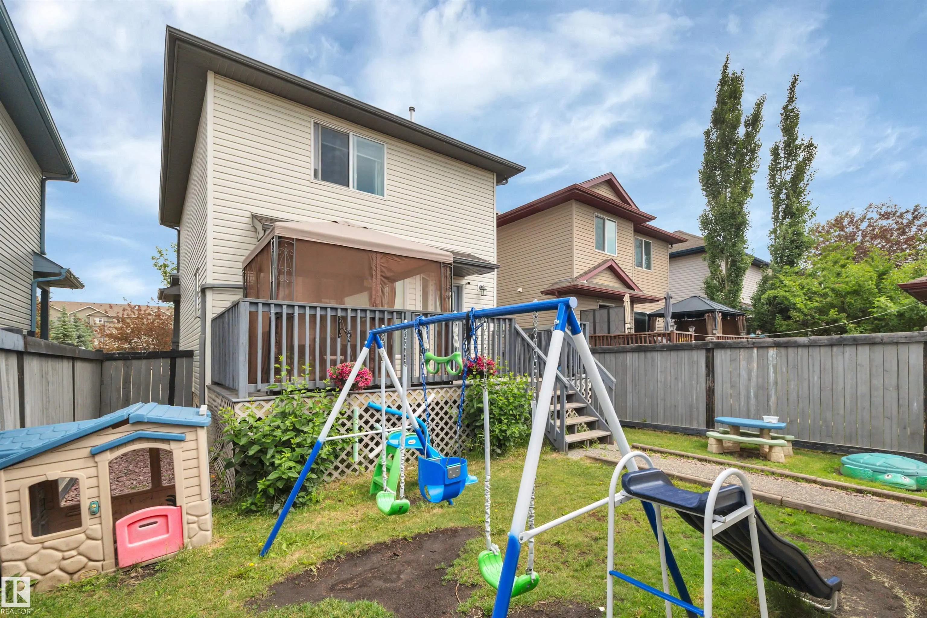 121 KEYSTONE Crescent