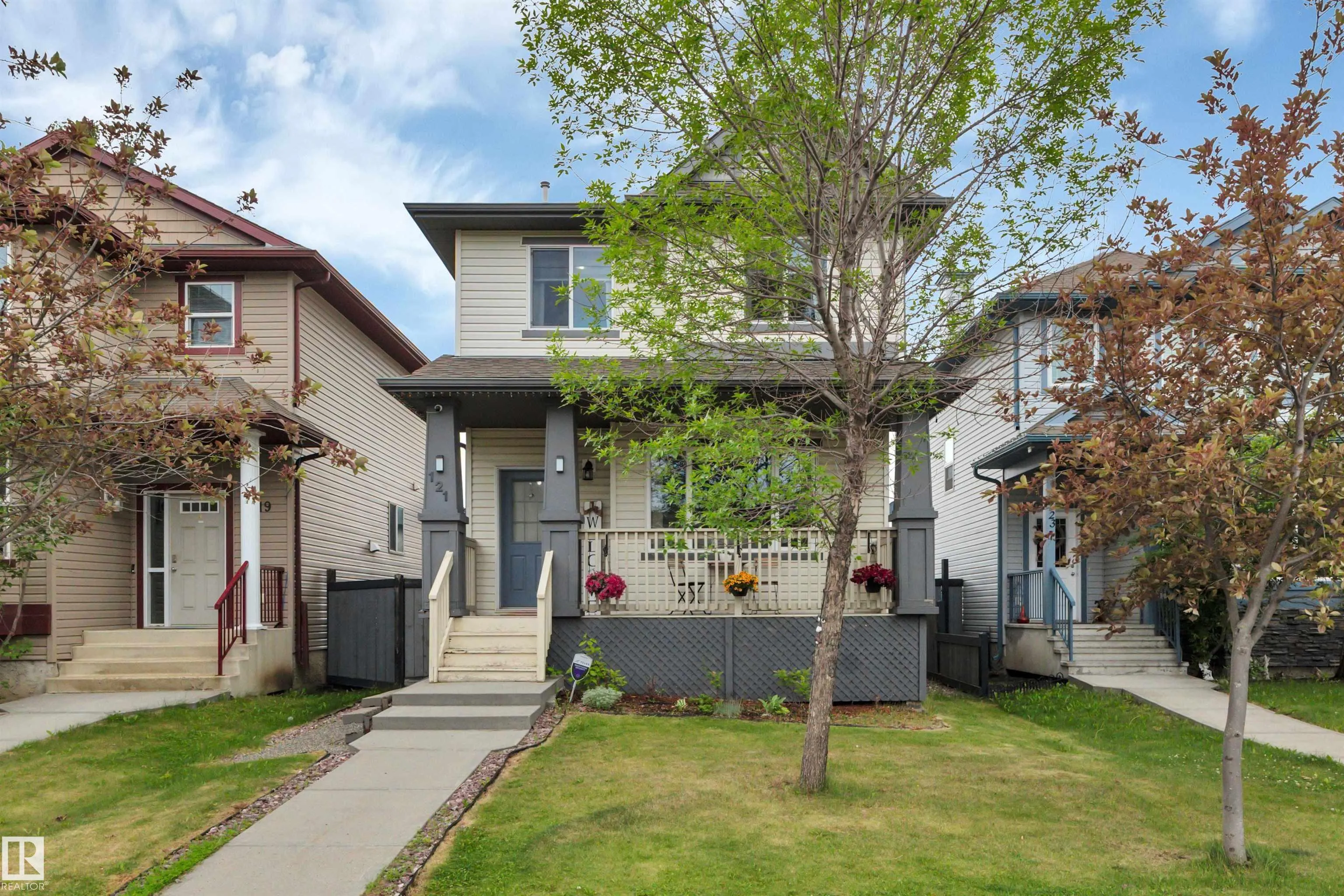 121 KEYSTONE Crescent