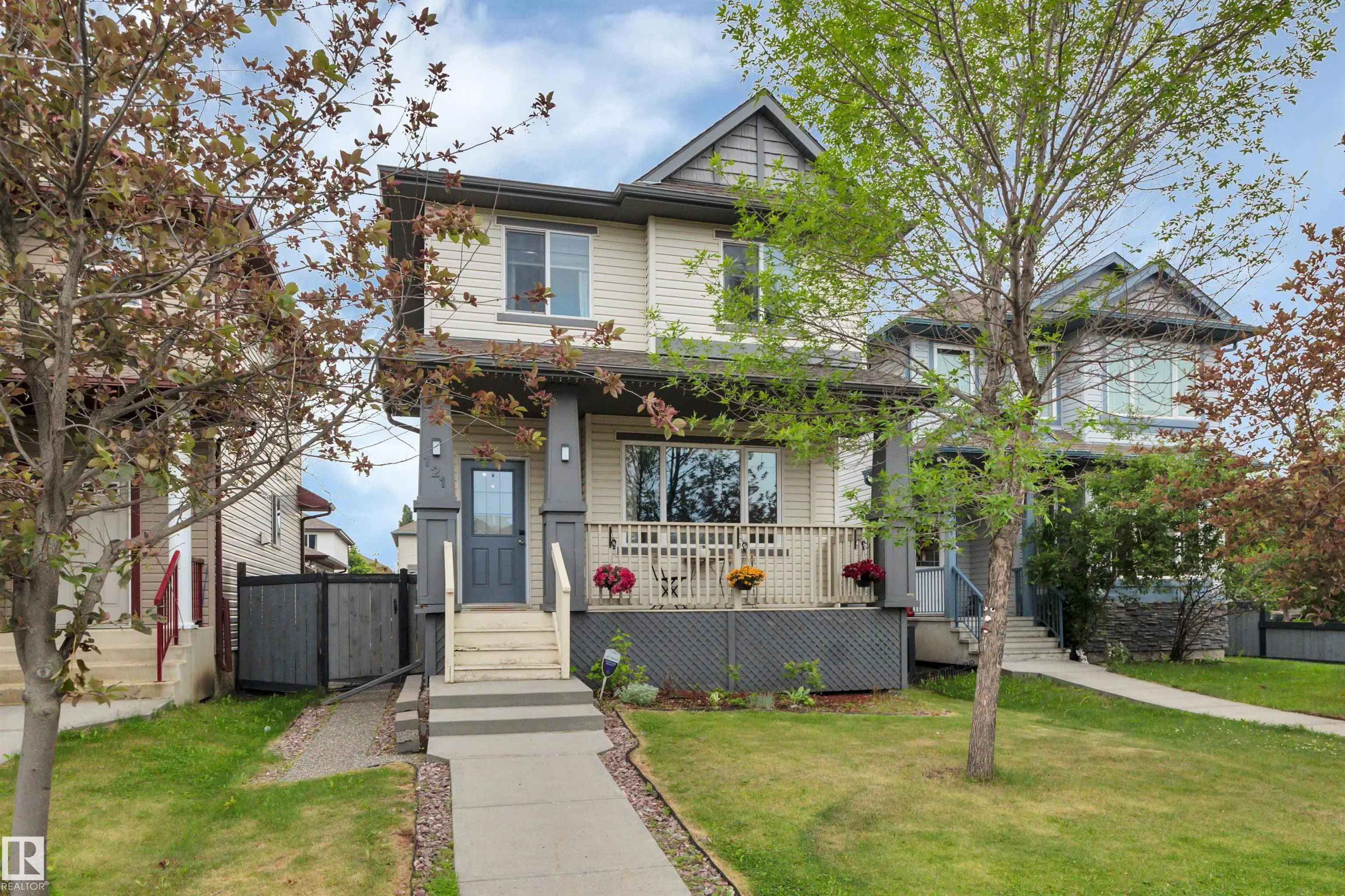 121 KEYSTONE Crescent