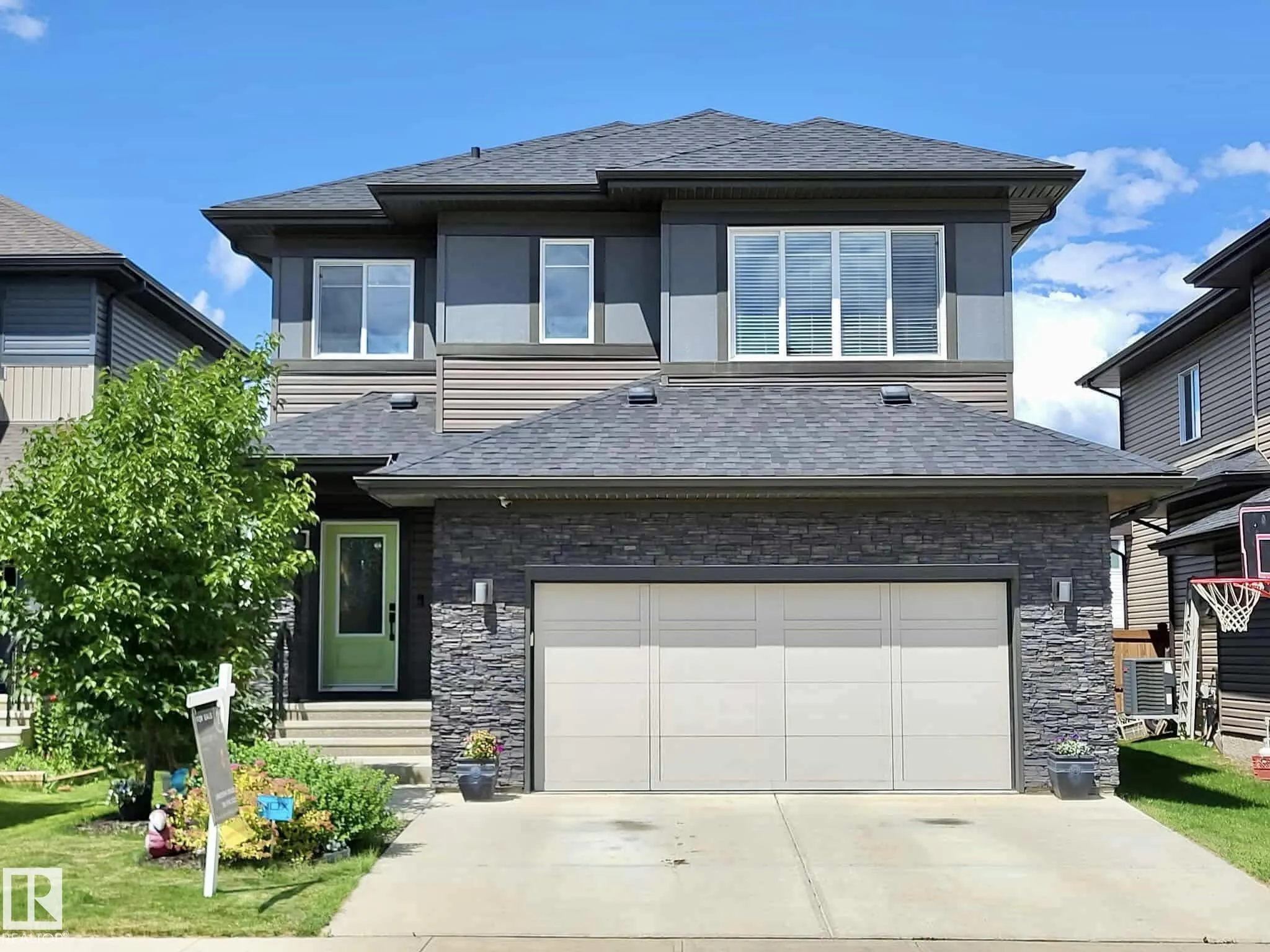 44 PRESCOTT Boulevard