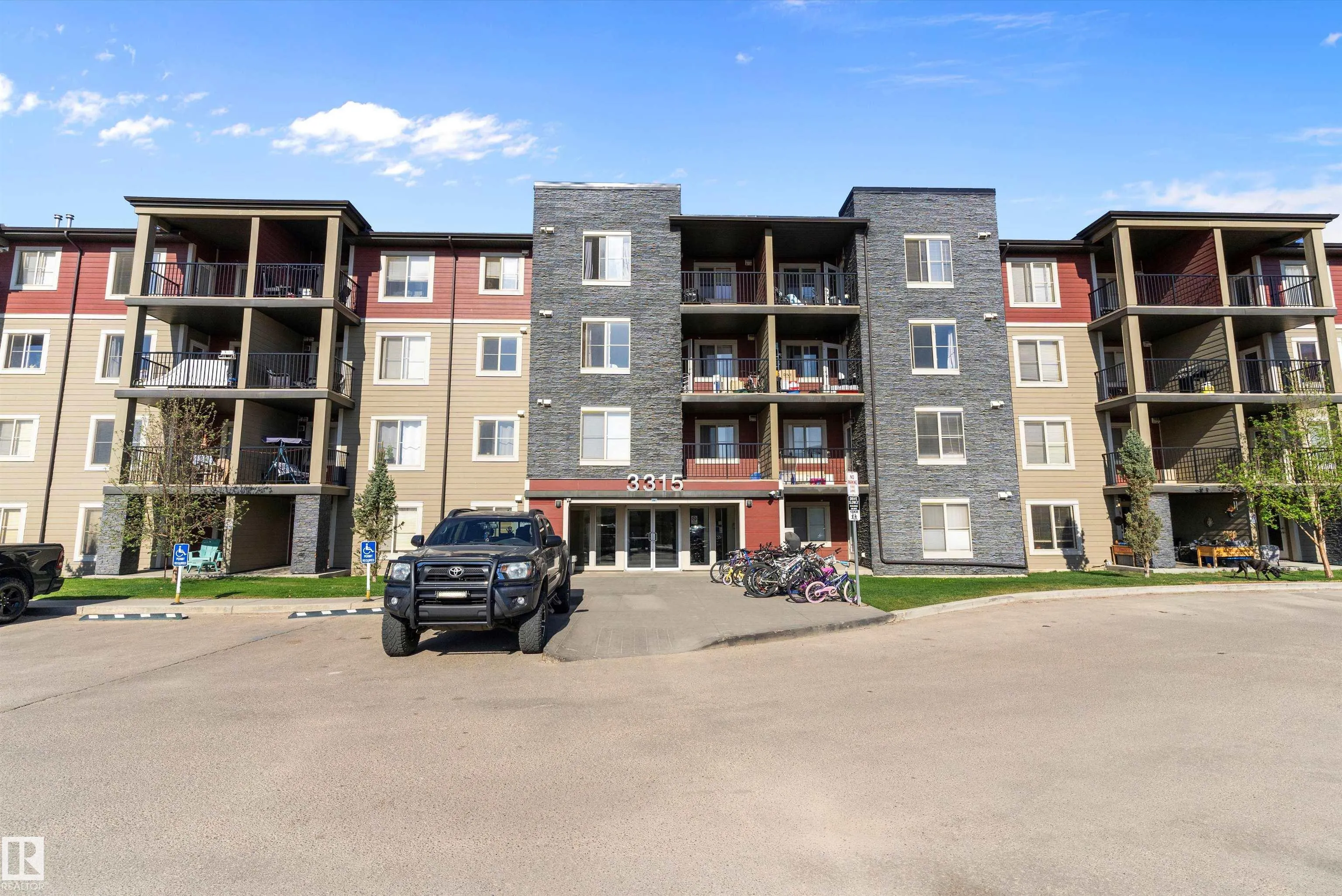 3315 JAMES MOWATT Trail