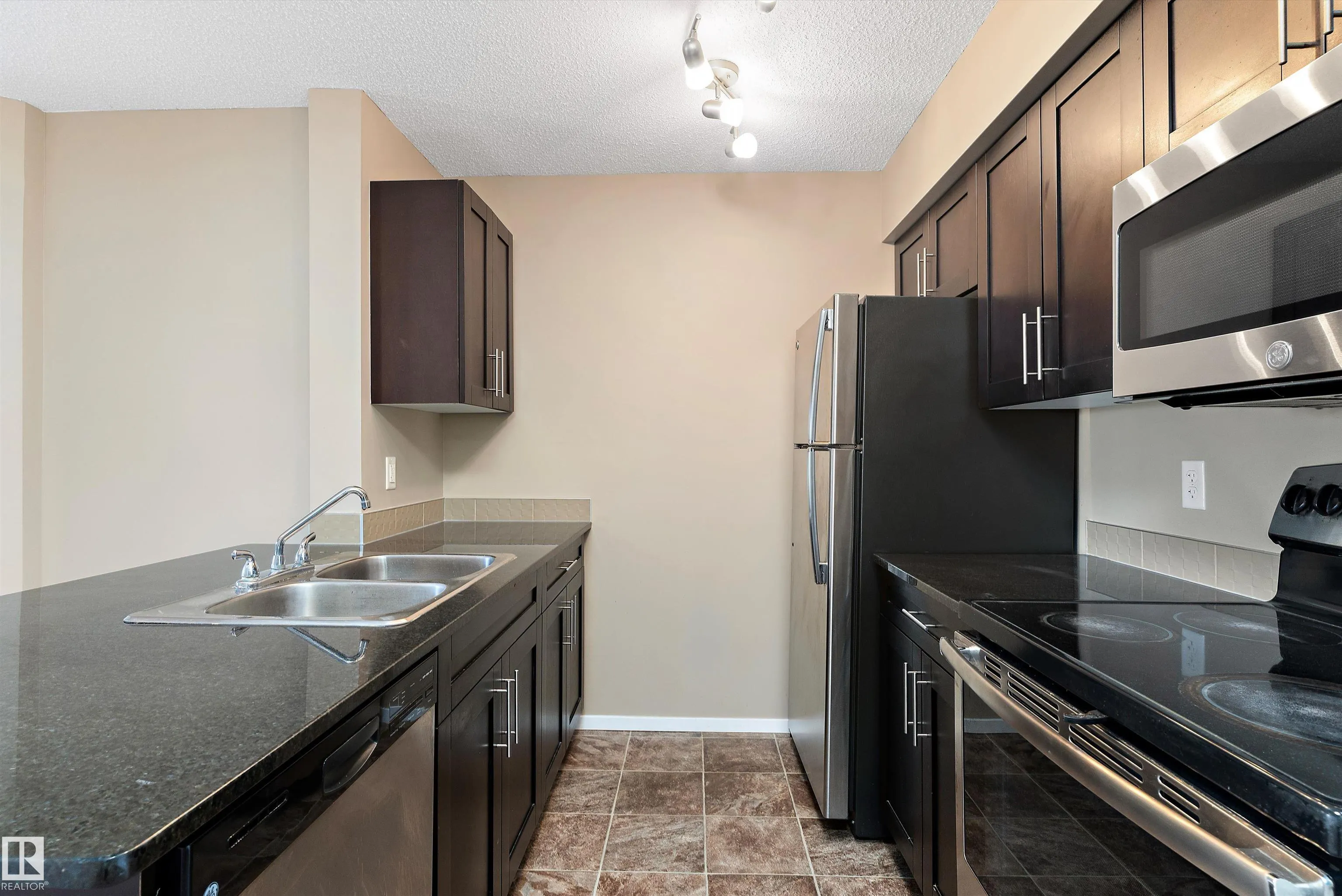3315 JAMES MOWATT Trail