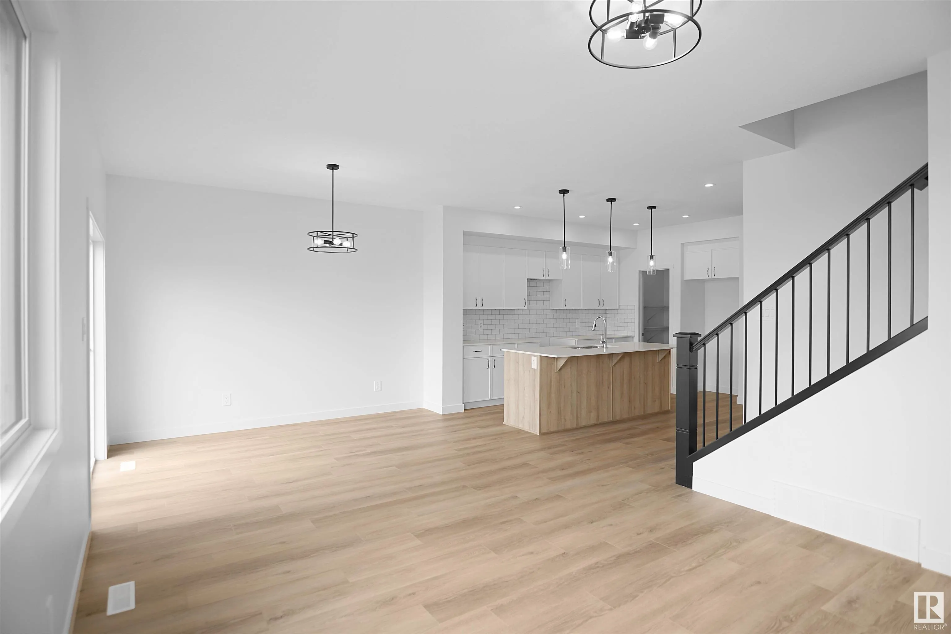 96 Nerine Crescent
