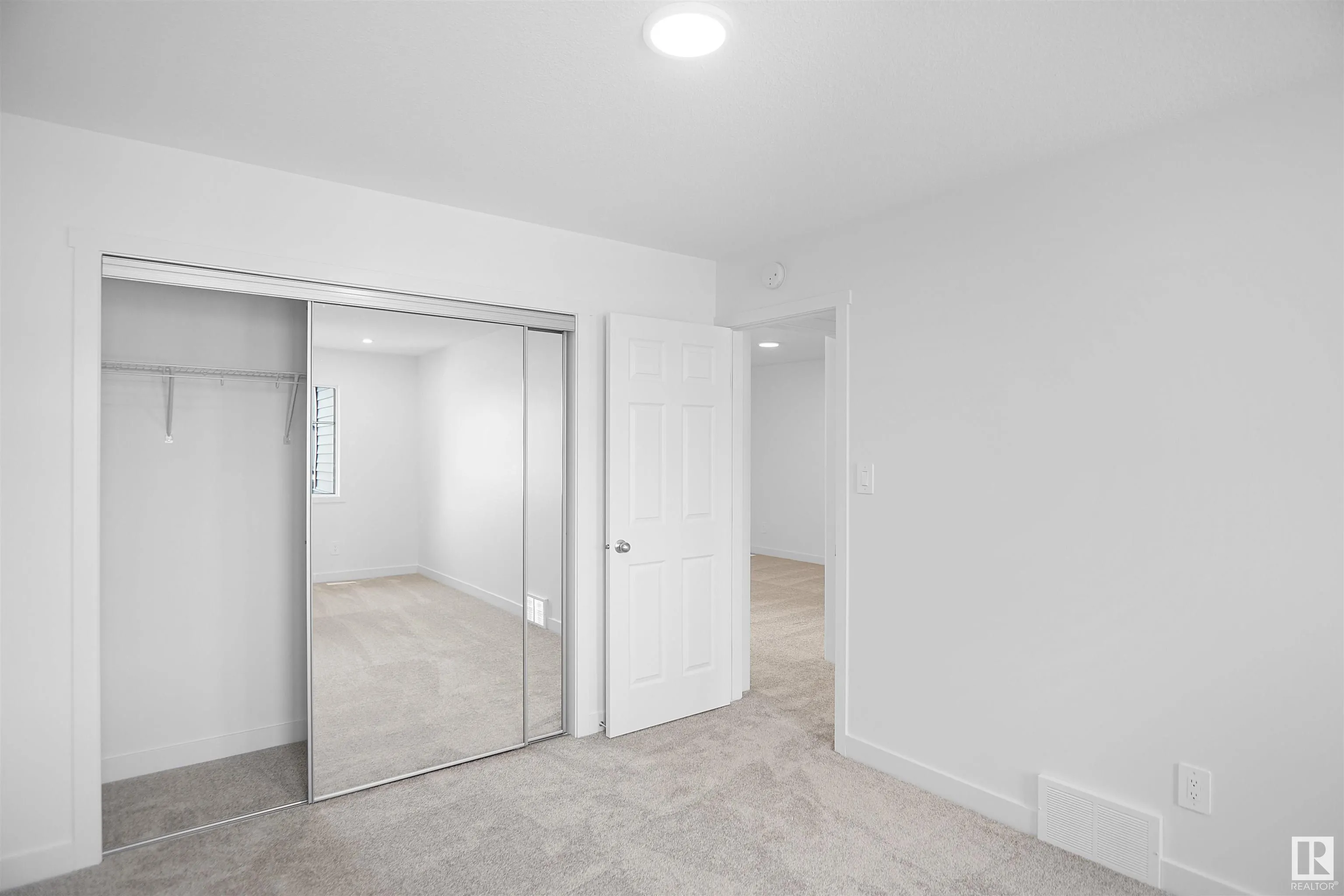 96 Nerine Crescent