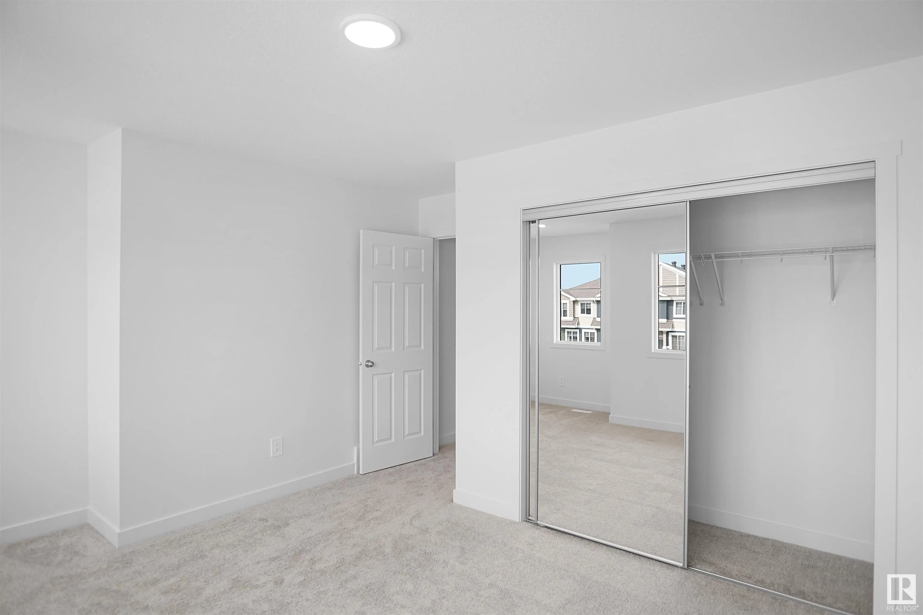 96 Nerine Crescent