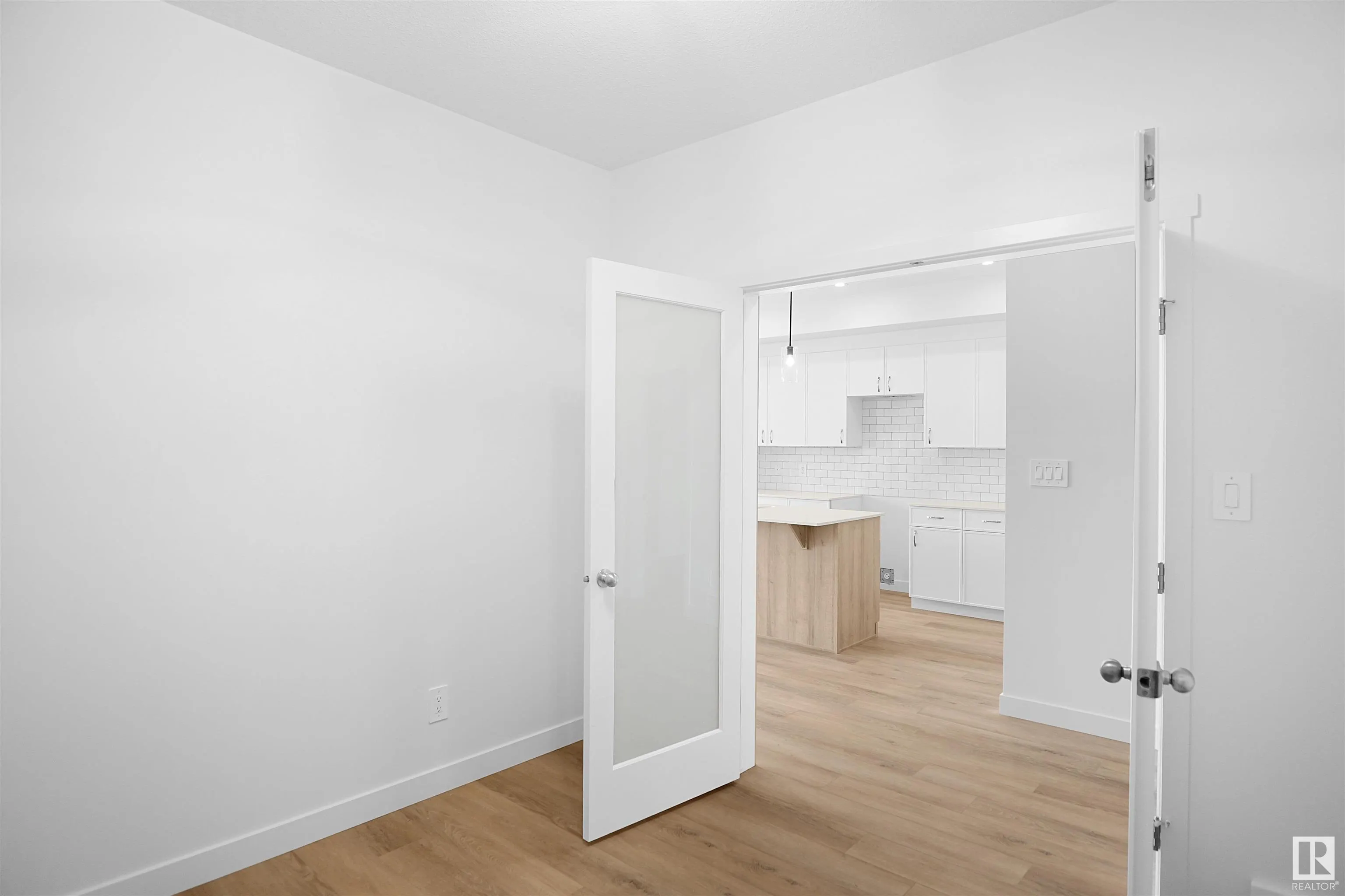 96 Nerine Crescent