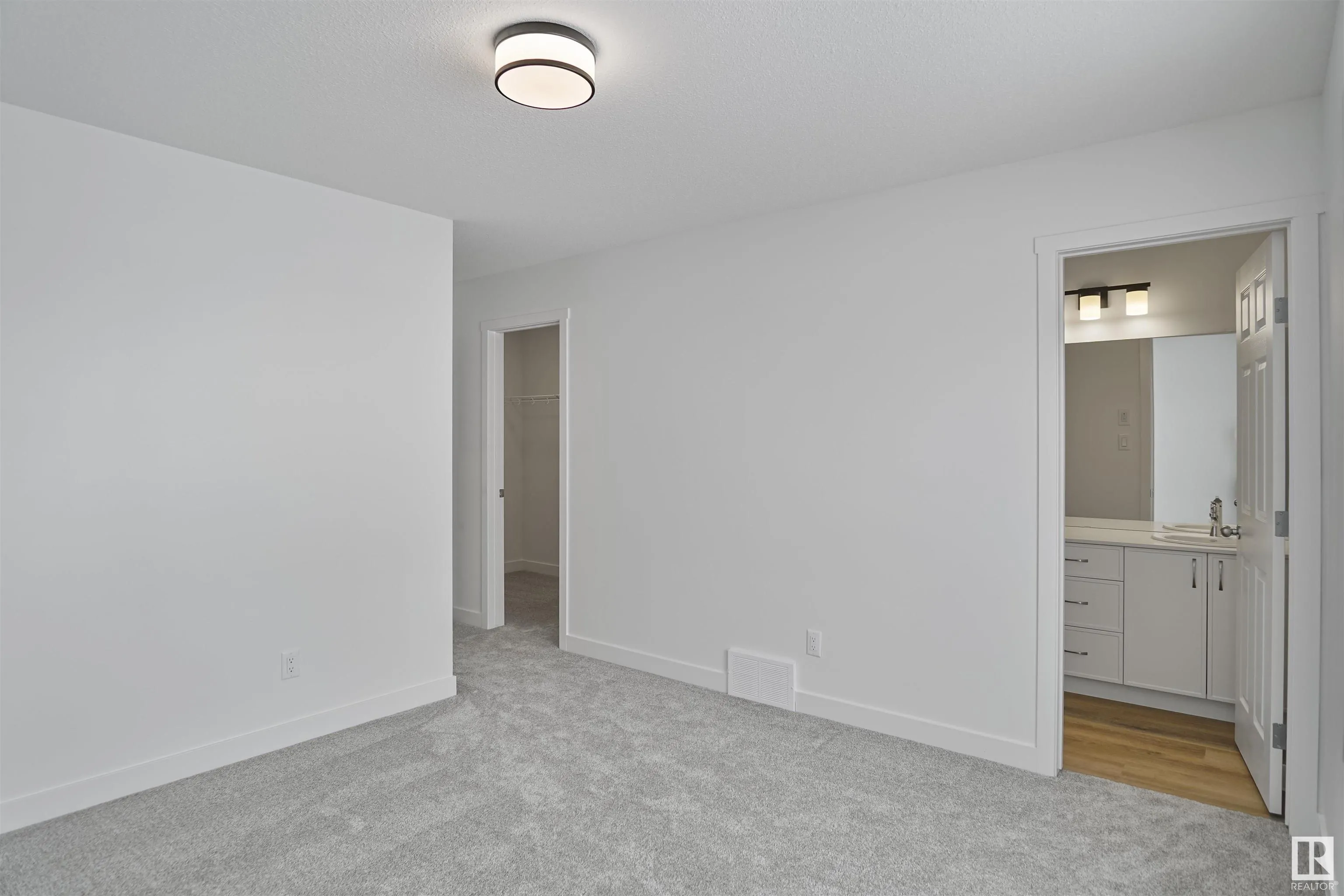 53 Ficus Way
